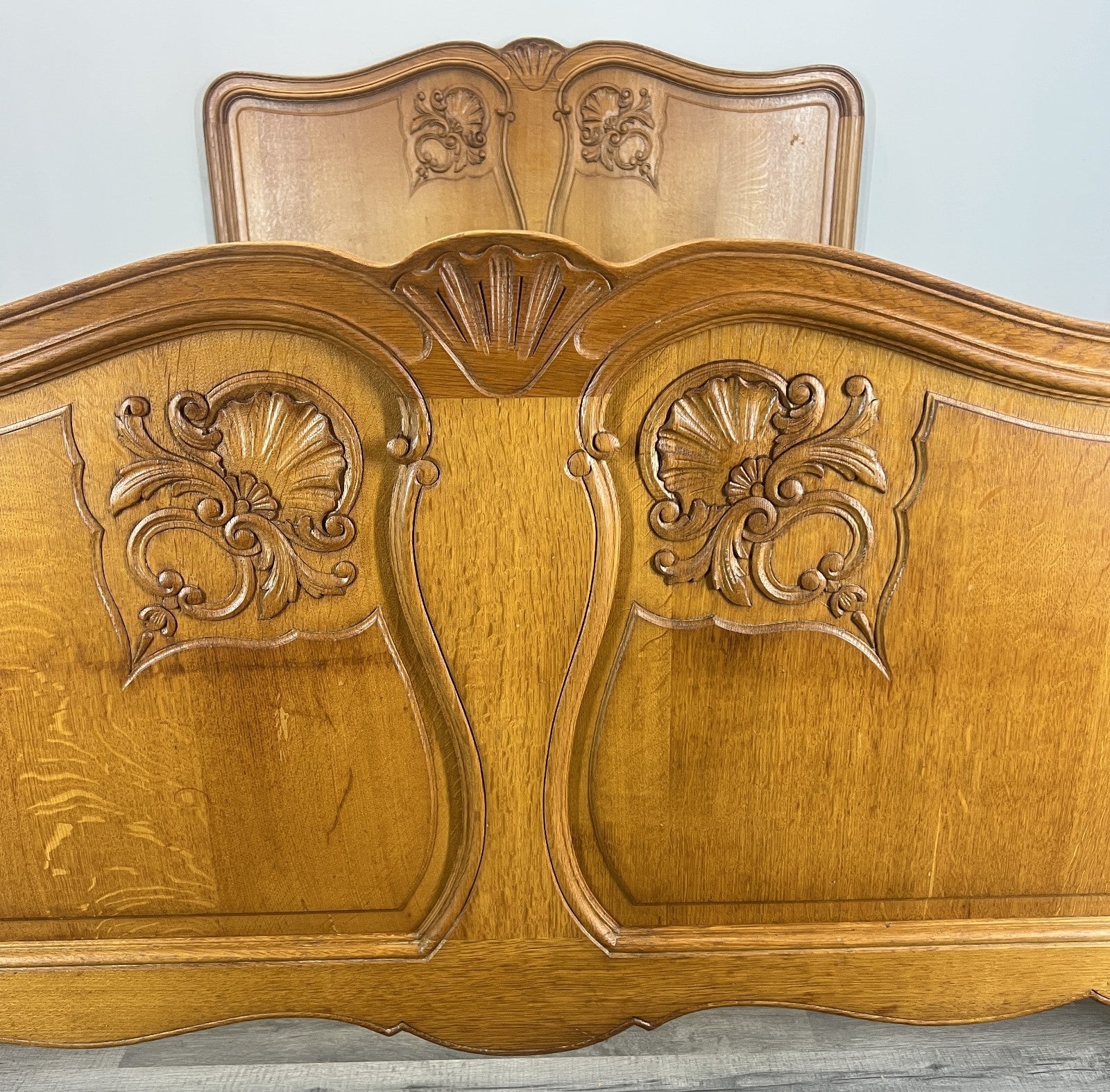 Bed Vintage French Louis XVI Double Bed Frame Oak Carved Headboard LOT 46074