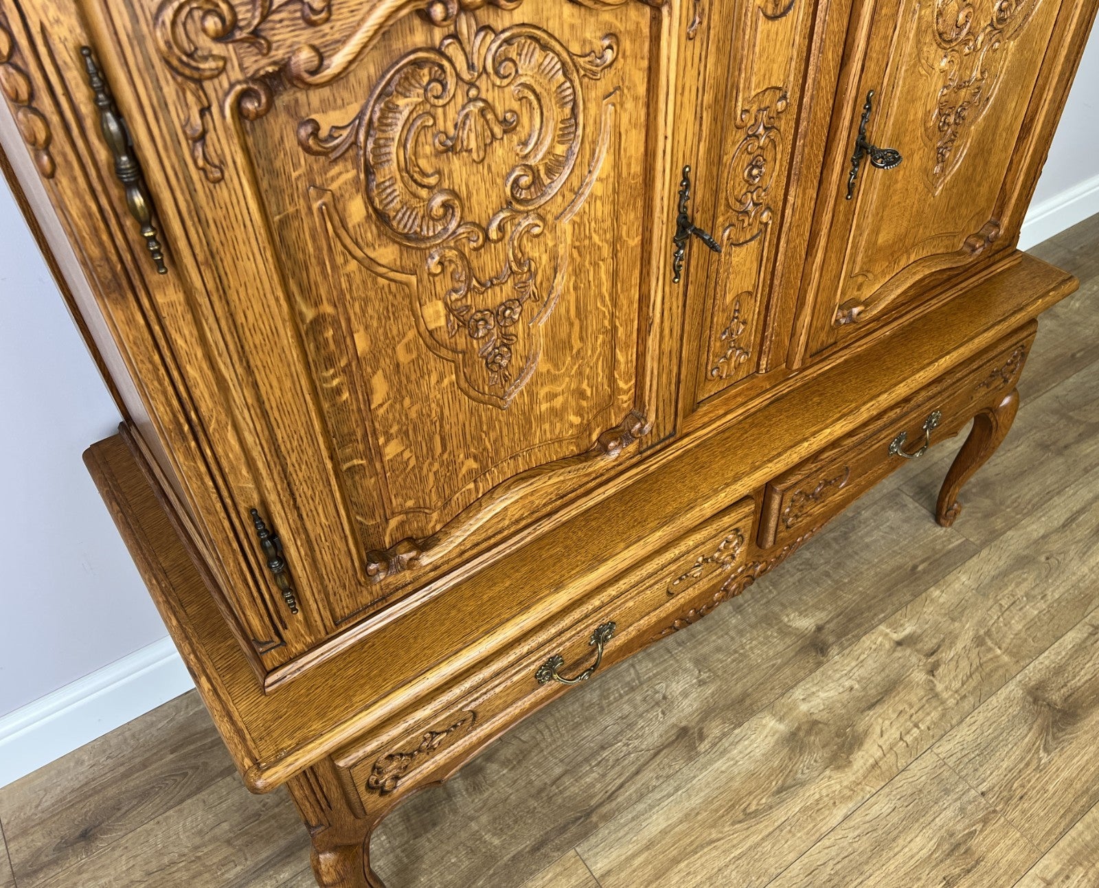 Cabinet Vintage French Louis XVI Oak Display Buffet Carved Sideboard LOT 63166