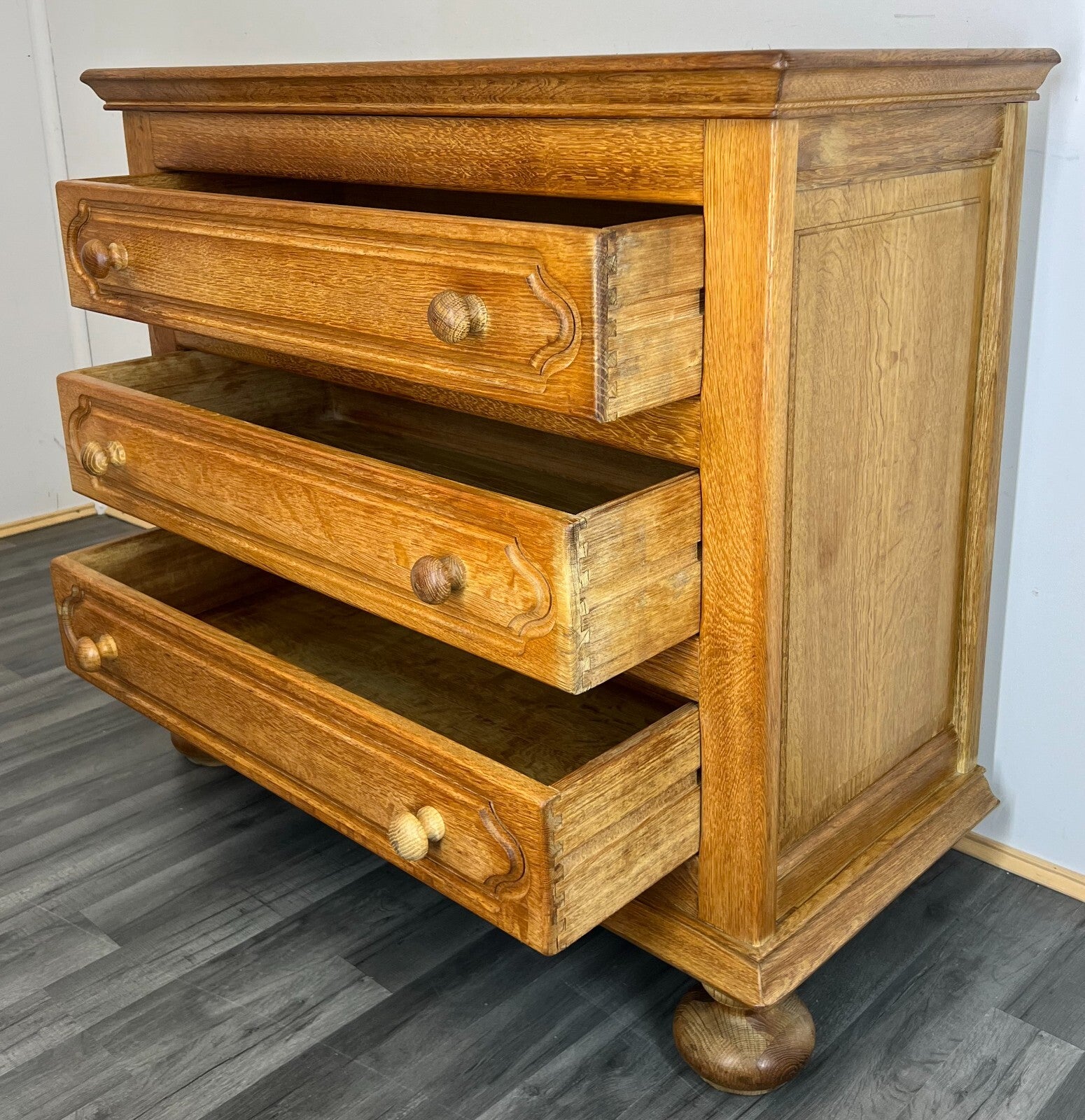 Chest of Drawers Vintage French Style 3 Drawer Sideboard Carved Cabinet LOT 205810