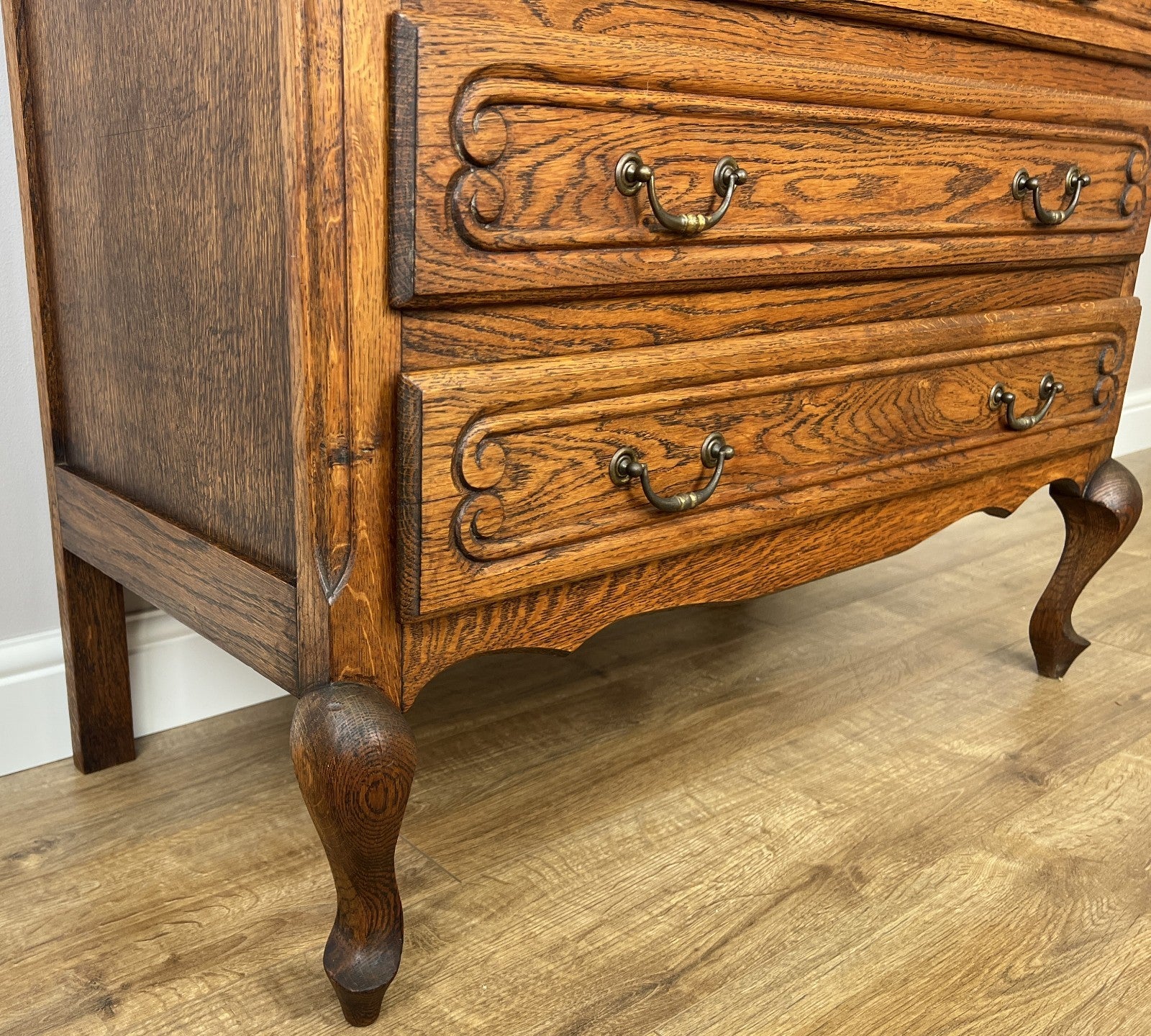 Chest of Drawers Vintage French Louis Oak 3 Drawers Carved Cabinet LOT 62707