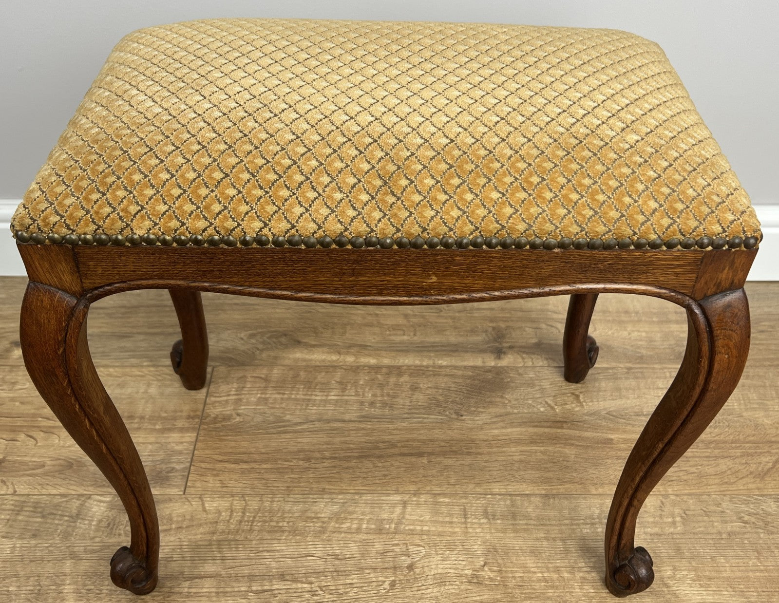 Footstool Vintage French Louis Style Oak Upholstered Stool Bench LOT 48634