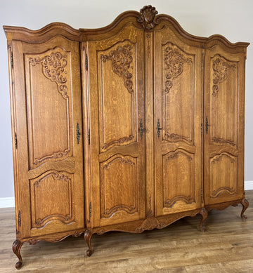 Wardrobe Vintage French Louis XVI Style Oak Four Door Carved Armoire LOT 6496