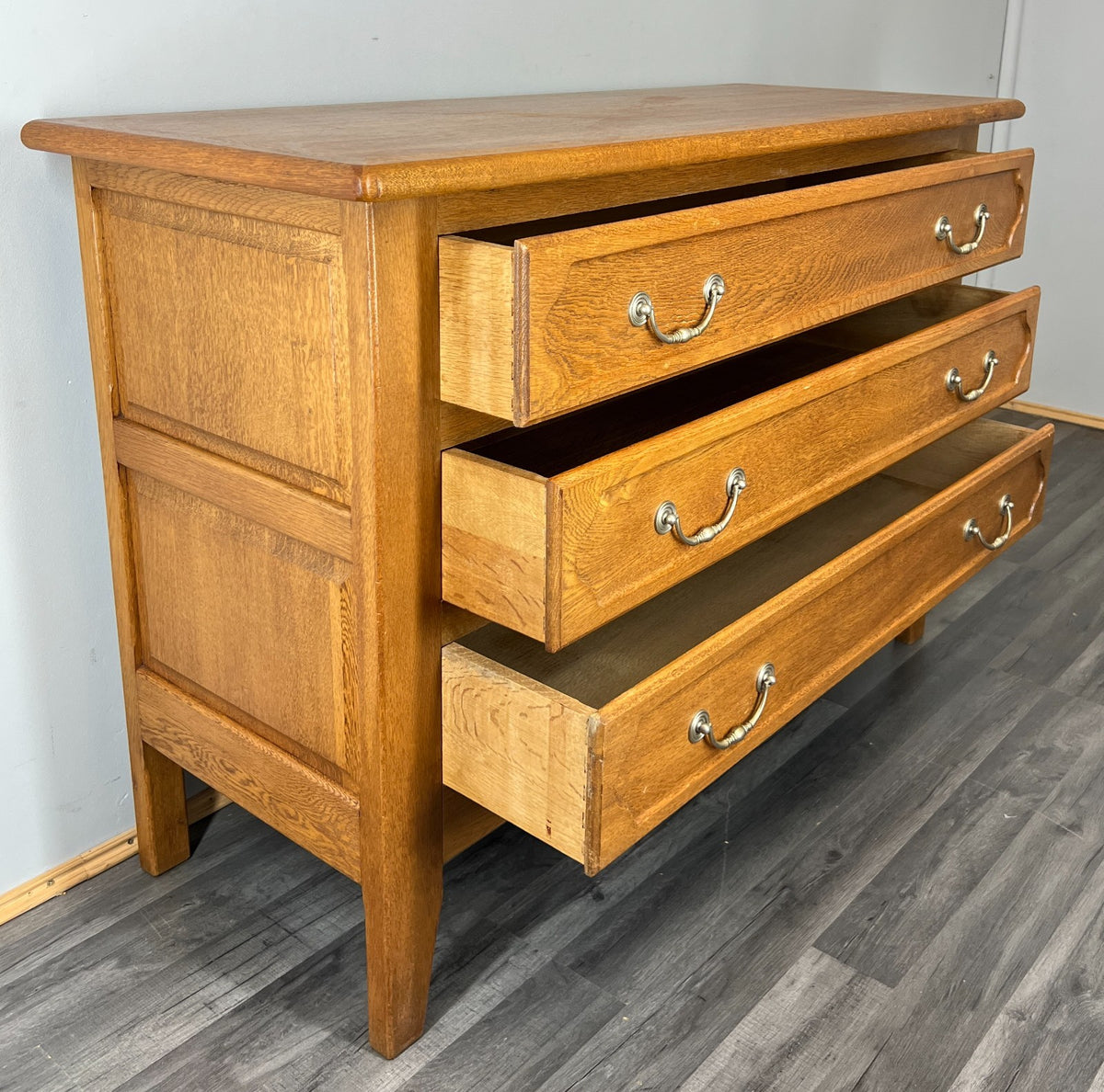 Chest of Drawers Vintage French Style Oak Cabinet Cupboard Sideboard  – Lot 4124