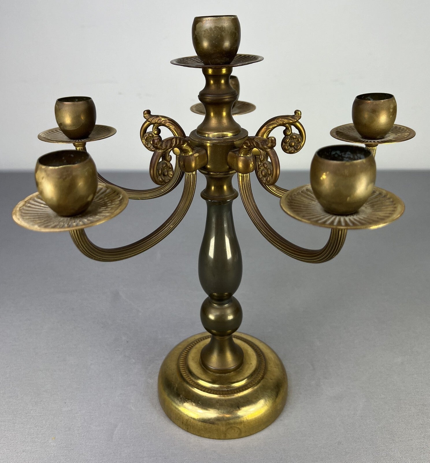 Candelabra Vintage French Style Brass Five Arm Candle Holder LOT 51580
