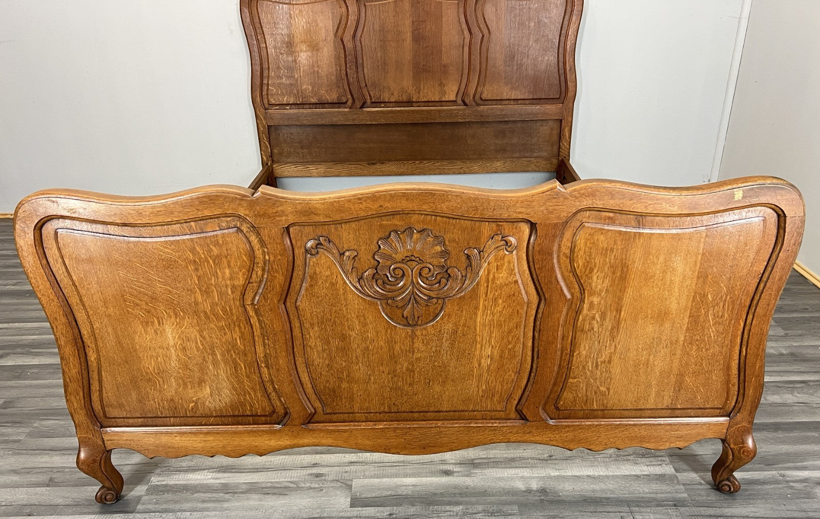 Bed Vintage French Louis XVI Double Bed Frame Oak Carved Headboard LOT 47043