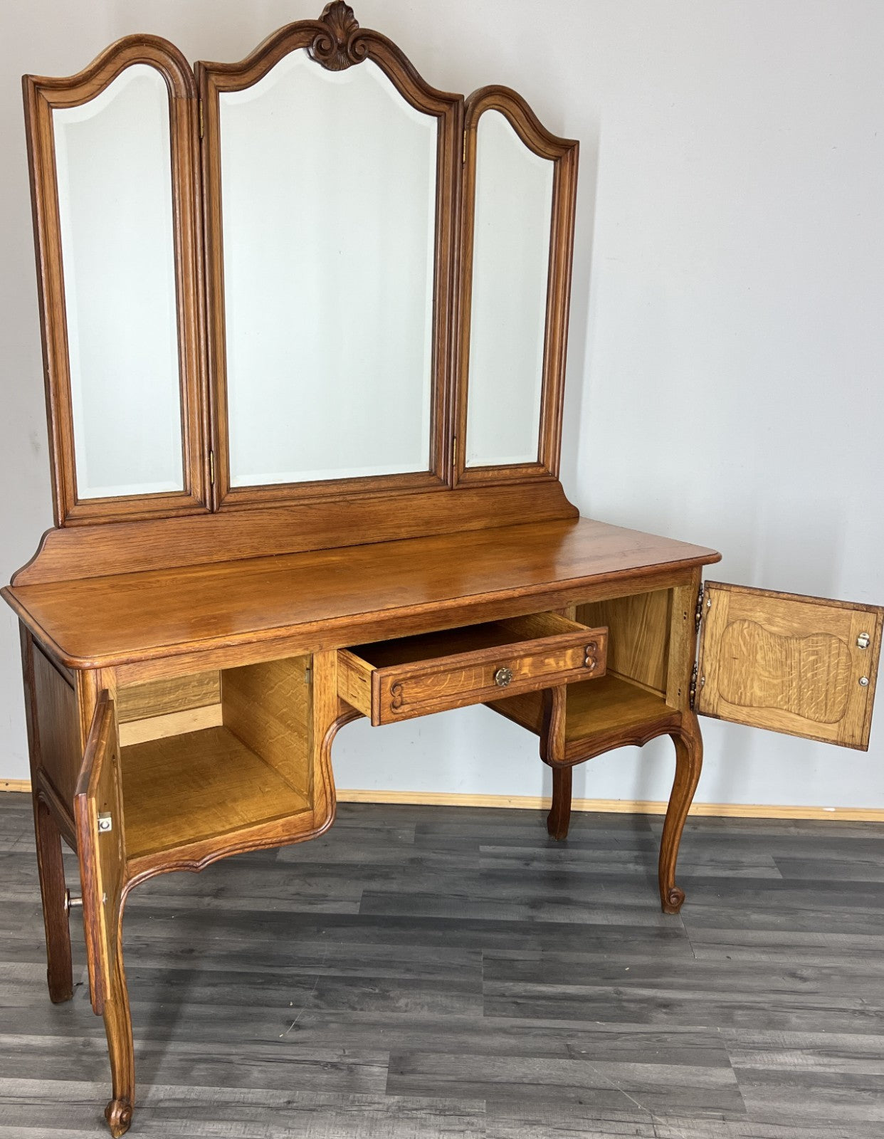 Vintage Dressing Table with Mirror French Oak Louis Vanity Table Makeup LOT 45639