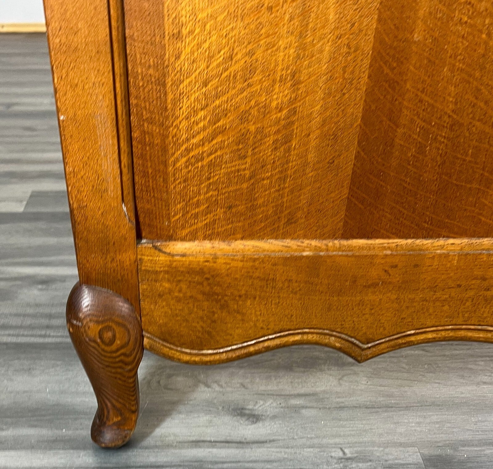 Bed Vintage French Louis XVI Double Bed Frame Oak Carved Headboard LOT 19724