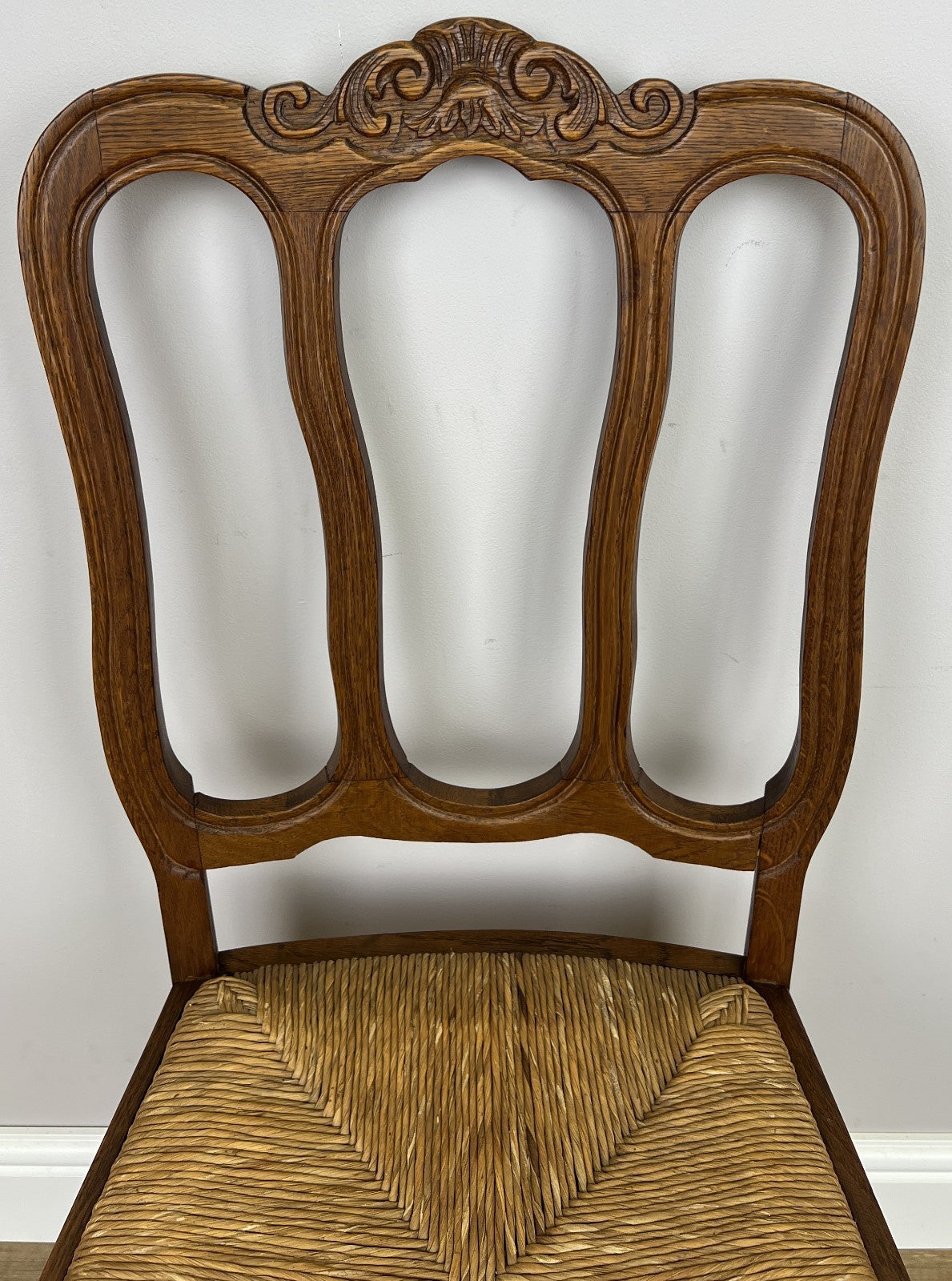 Dining Chairs Vintage French Louis Style Oak Rush Seat Set of 6 Chairs LOT 63489