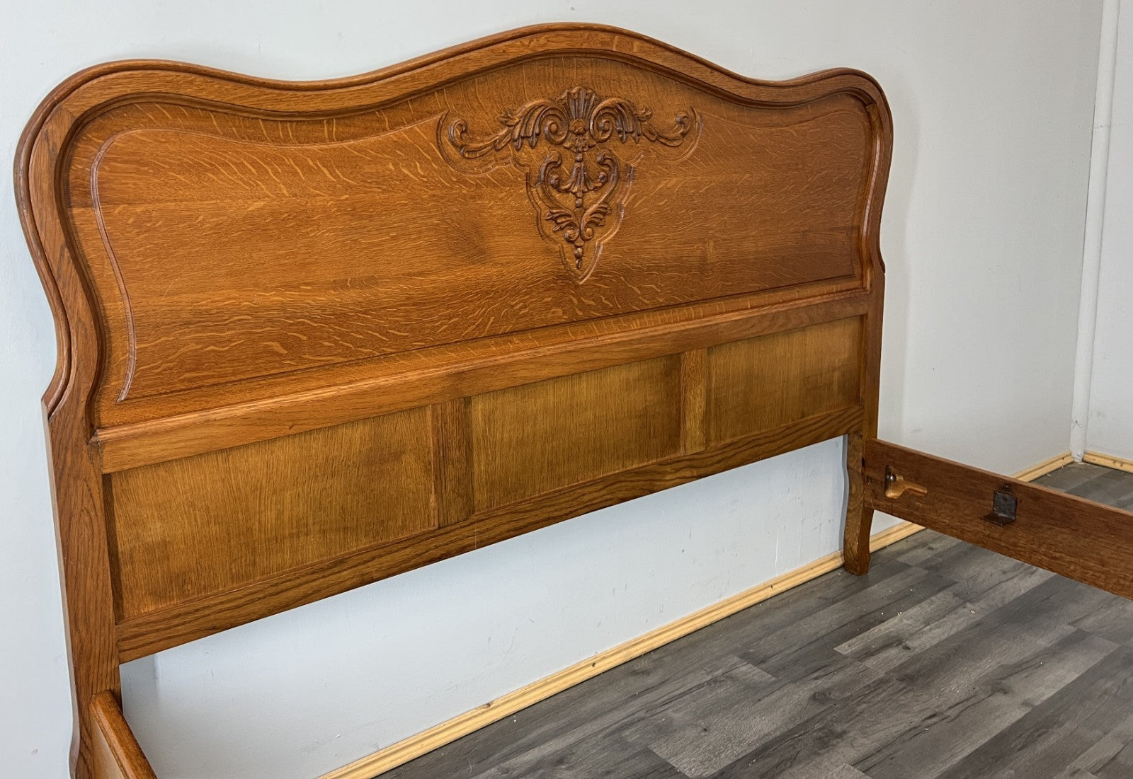 Bed Vintage French Louis XVI Double Bed Frame Oak Carved Headboard LOT 45897