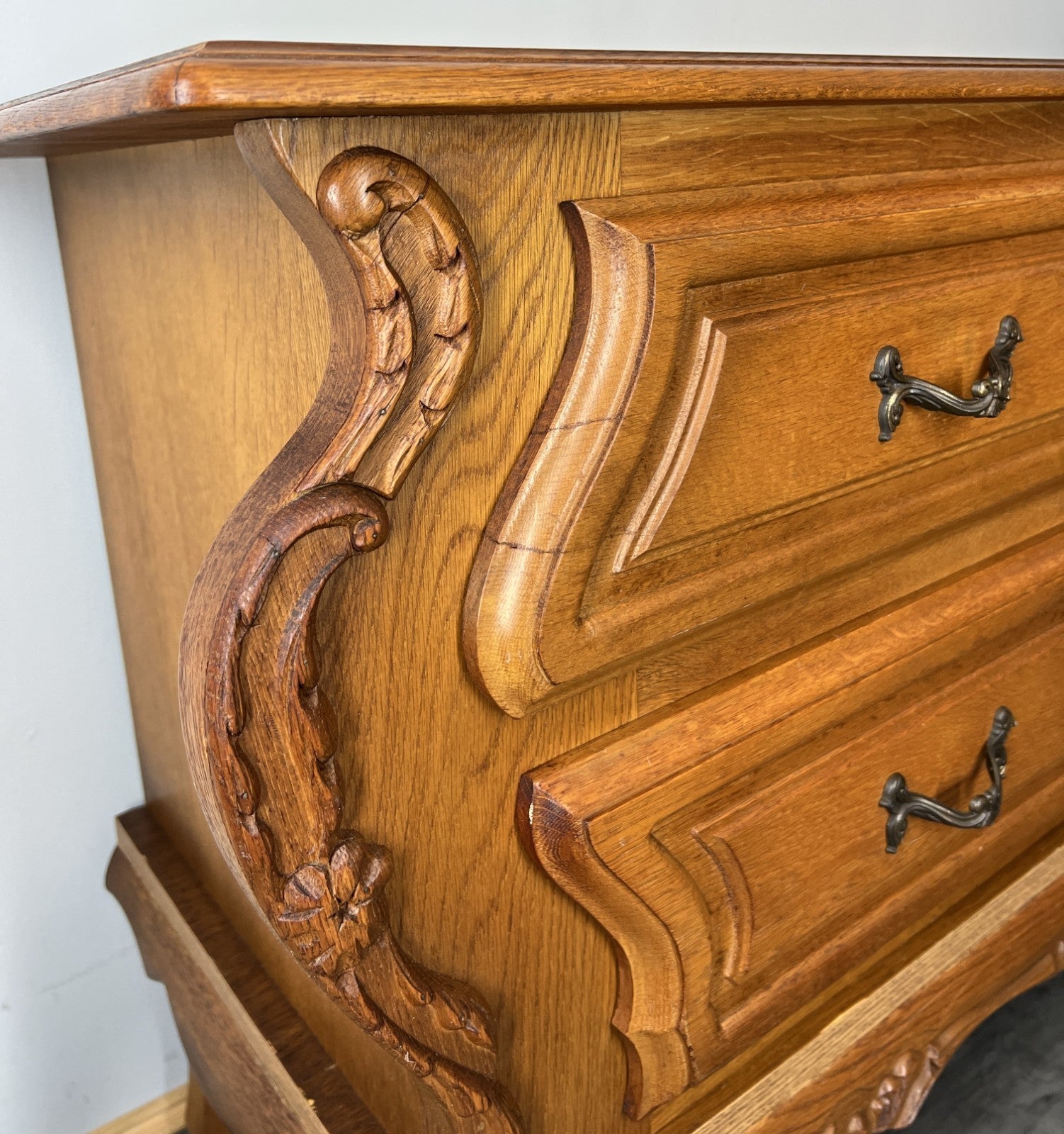 Cabinet Vintage French Louis XIV Ornate Cupboard Carved Sideboard LOT 44208