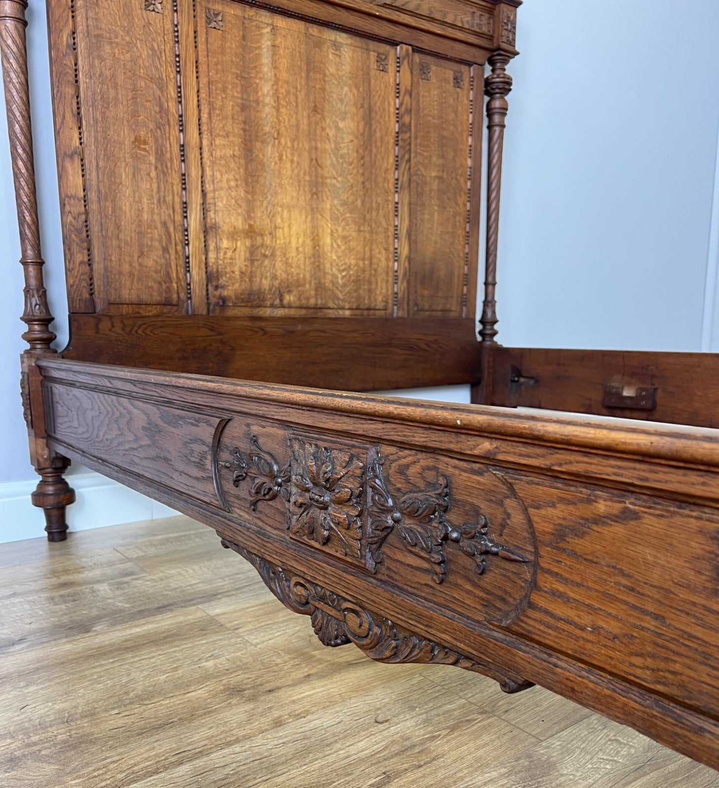 Bed Antique French Style Oak Double Bed Frame Carved Headboard LOT 615115
