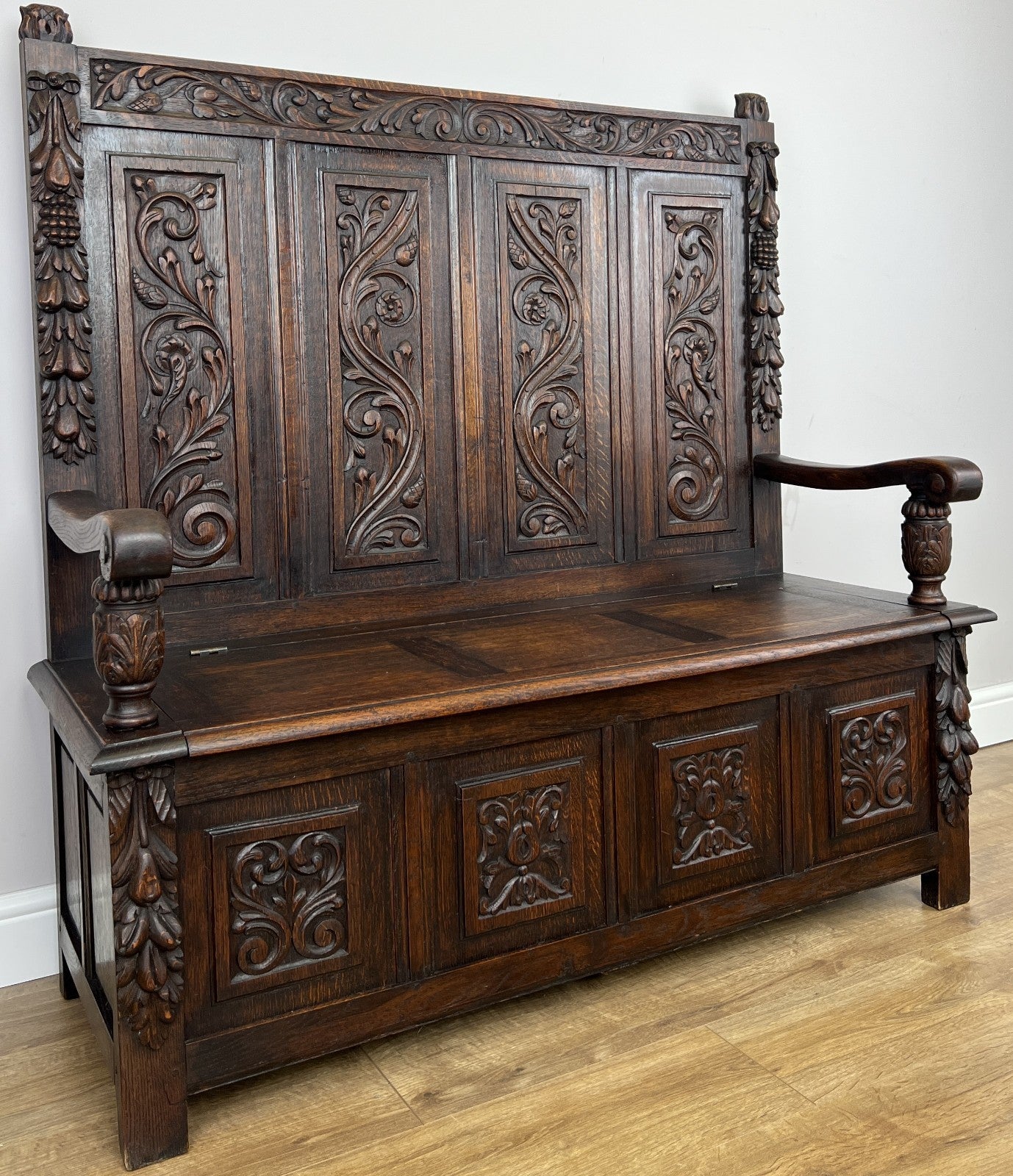 Monks Bench Antique French Style Oak Storage Hall Seat Coffee Bench LOT 62981