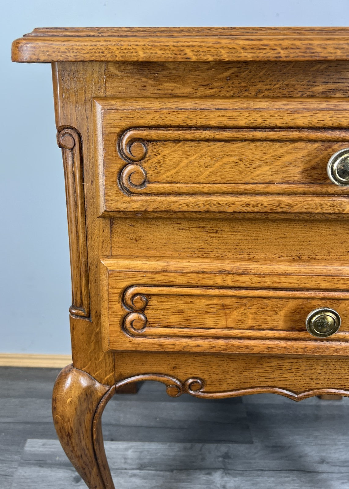 Bedside Table Vintage French Louis XVI Carved Oak Nightstand Cabinet LOT 45312