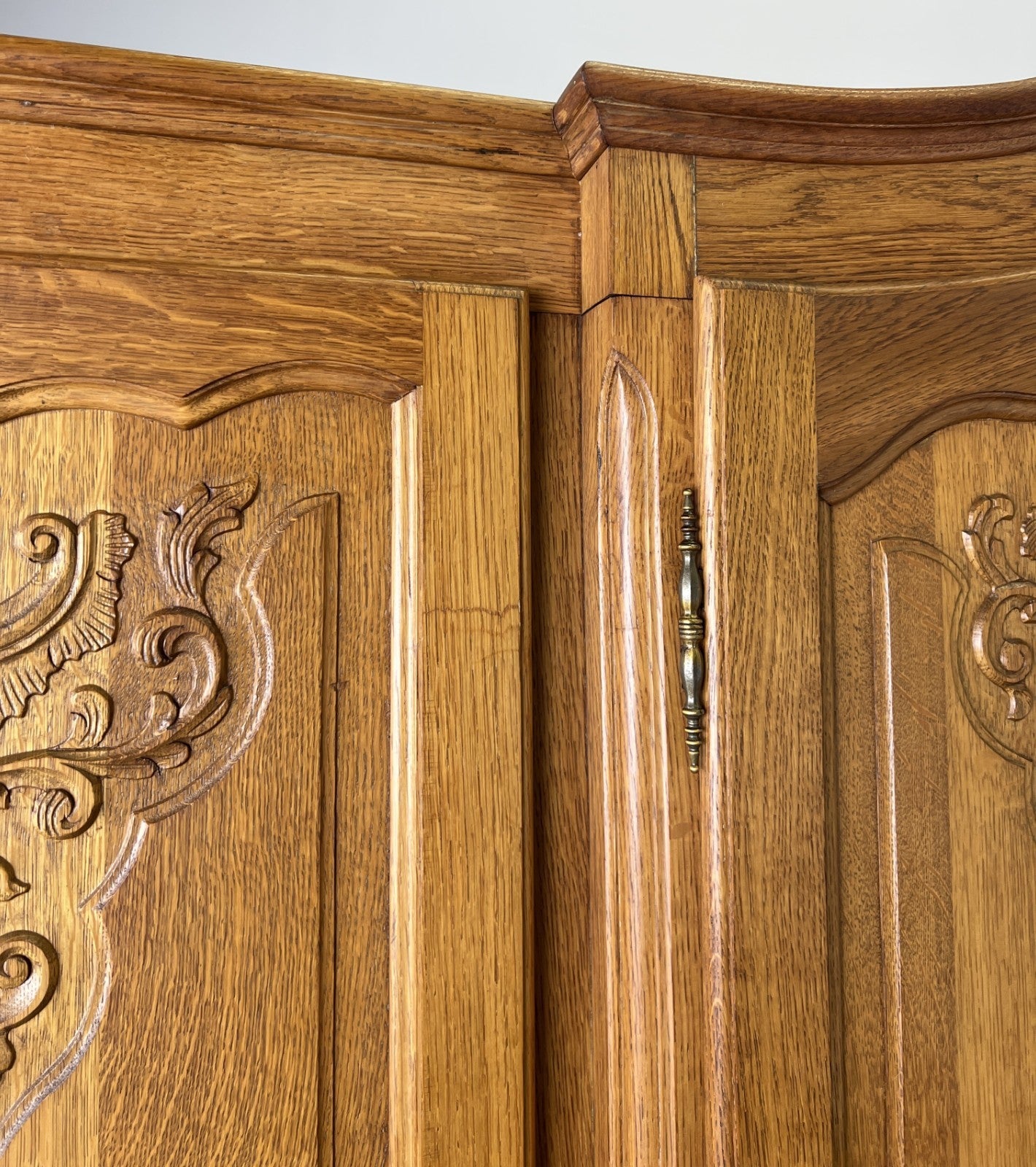 Wardrobe Vintage French Louis XVI Style Oak Four Door Carved Armoire LOT 610410