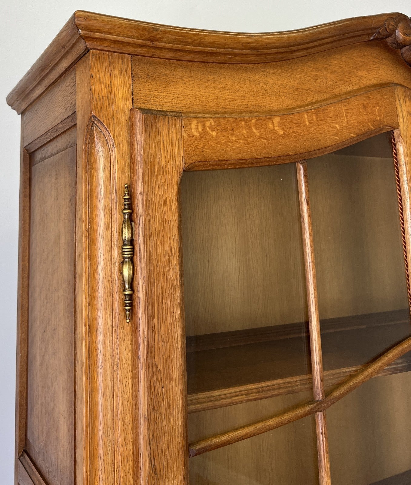 Cabinet Vintage French Louis XVI Oak Bureau Bookcase Display Cabinet LOT 63434