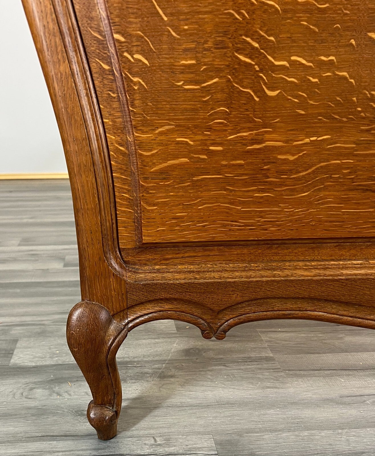 Louis XV Style Vintage French oak Double Bed (LOT 2512)3