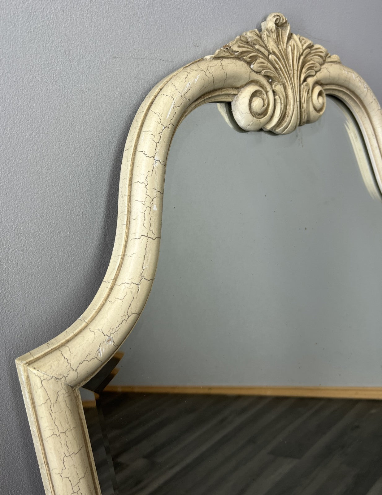 Vintage French Cream Wall Mirror Carved Ornate Shell Crest Frame LOT 43551