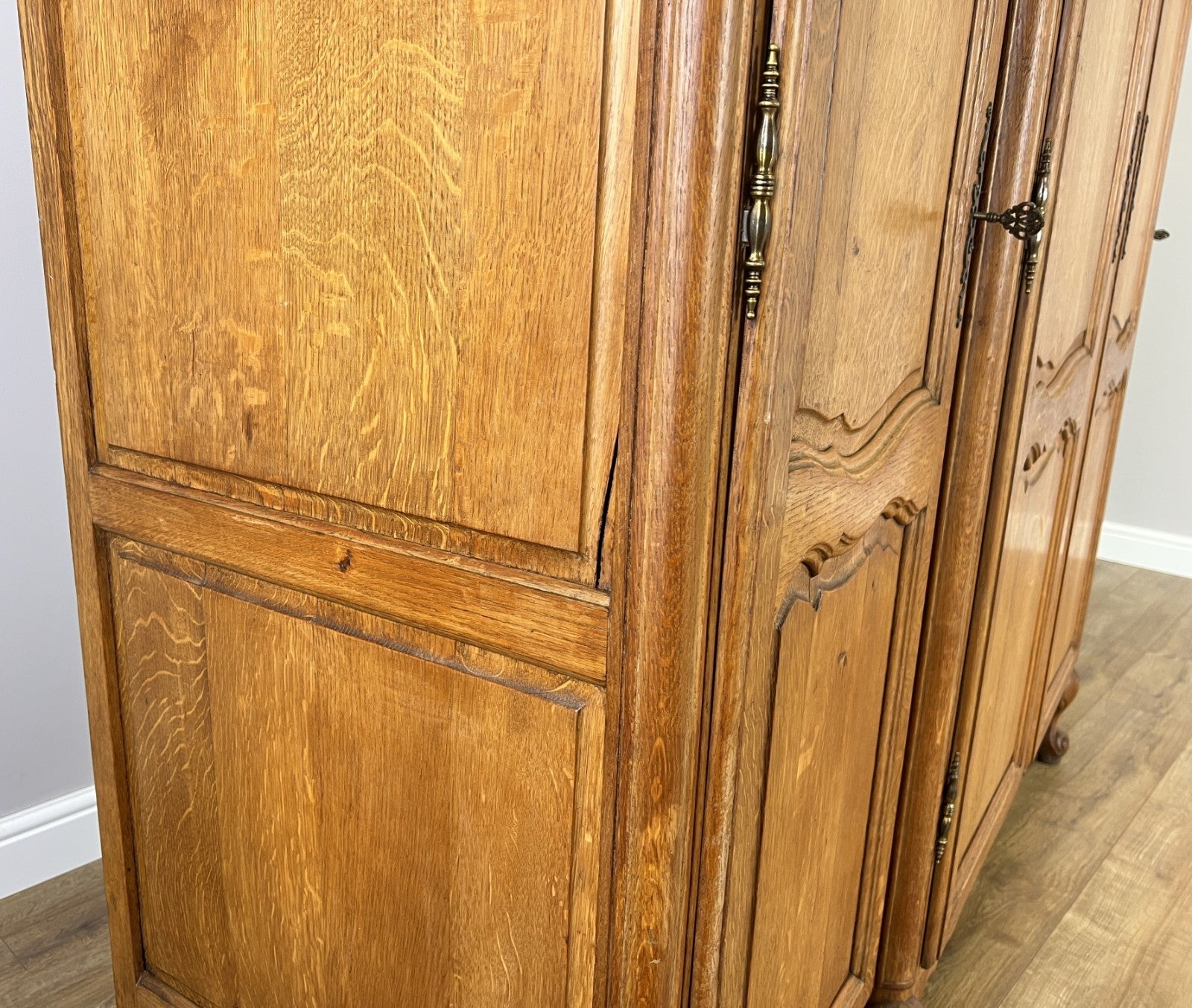 Wardrobe Vintage French Louis XVI Style Oak Four Door Carved Armoire LOT 609911