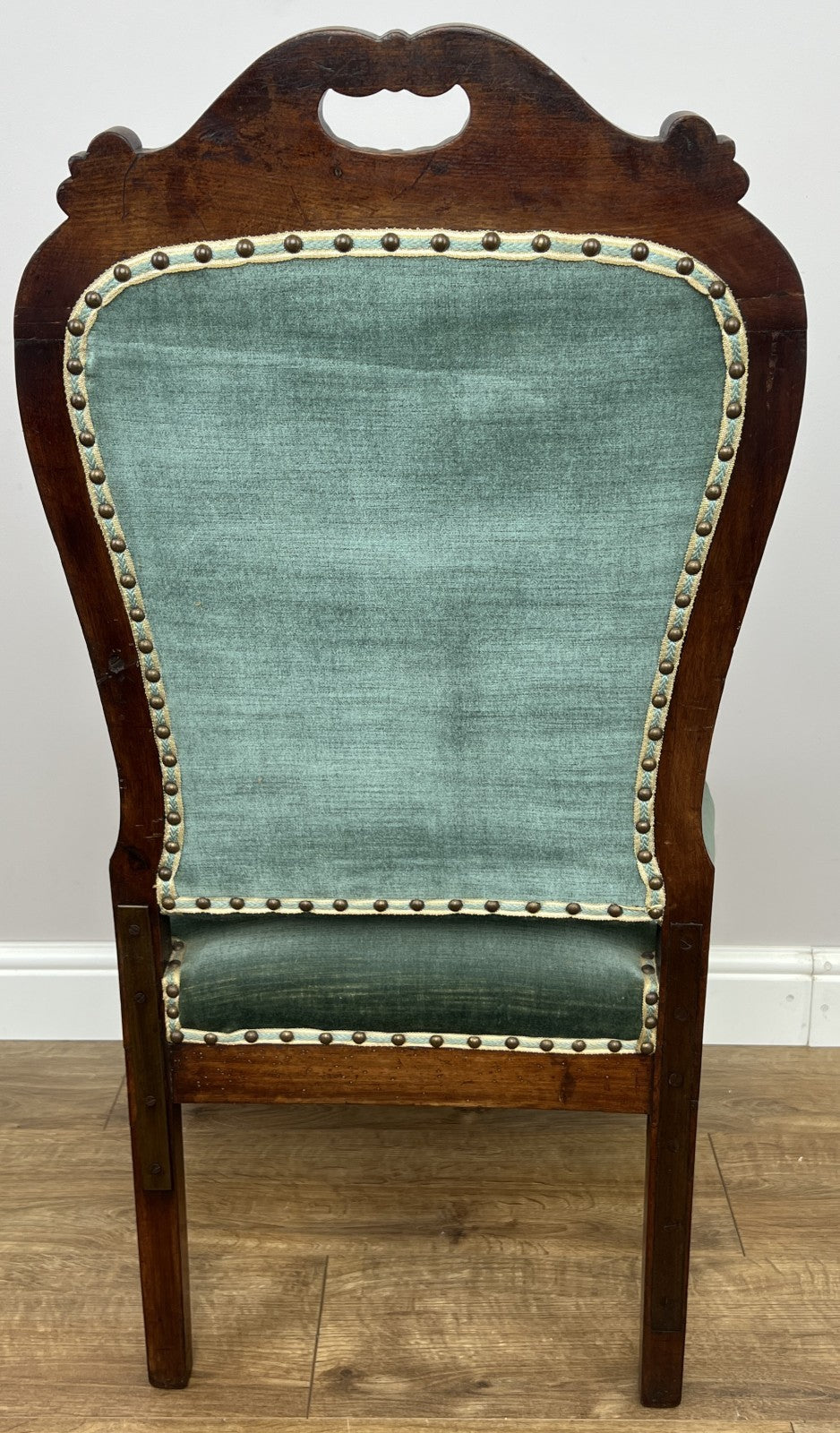 Armchair Antique French Style Walnut Upholstered Seat Carved Chair LOT 628611