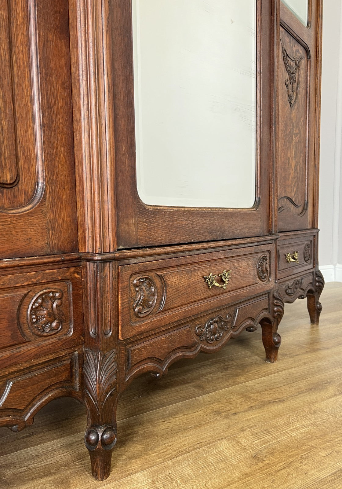 Wardrobe Antique French Rocaille Oak Three Door Carved Mirrored Armoire LOT 48438