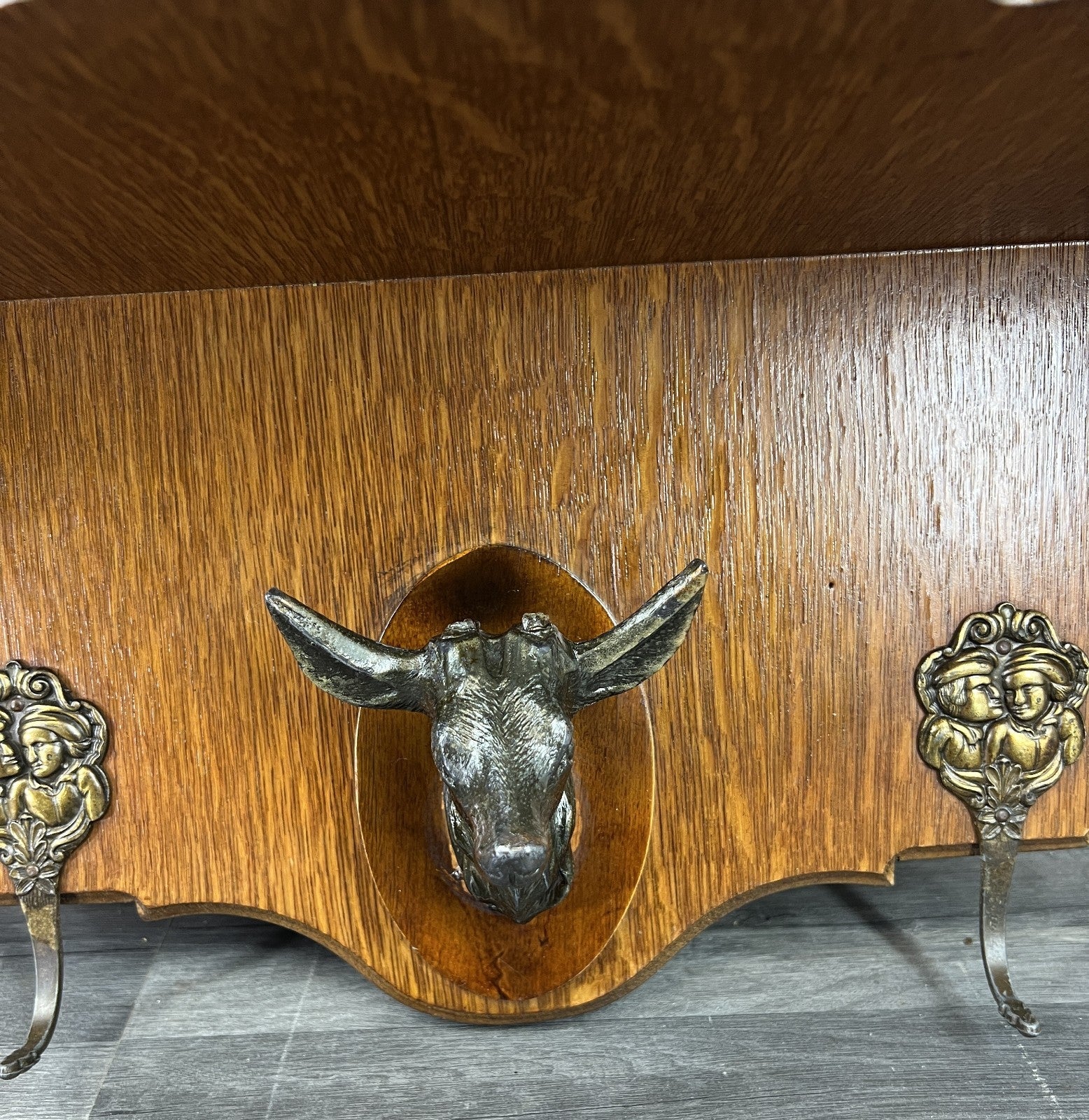 French Vintage Style Coat Rack 4 Hooks Ornate Wall Shelf Coat LOT 47274