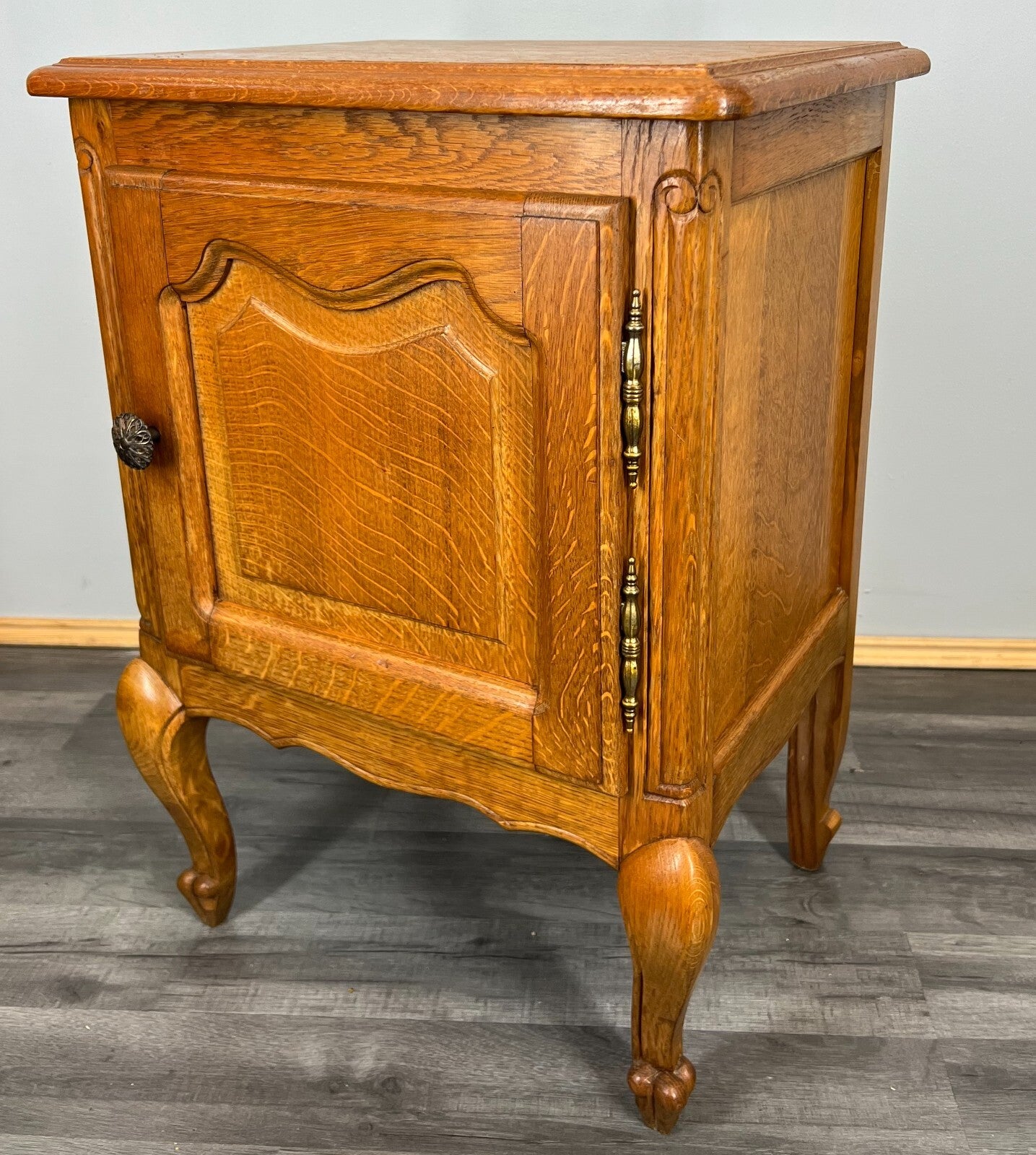 Pair of Bedside Tables Vintage French Oak Cabinets Carved Nightstands LOT 37263