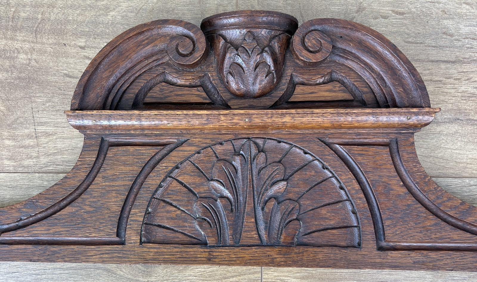Pediment Antique French Style Oak Hand Carved Decorative Crest LOT 61692
