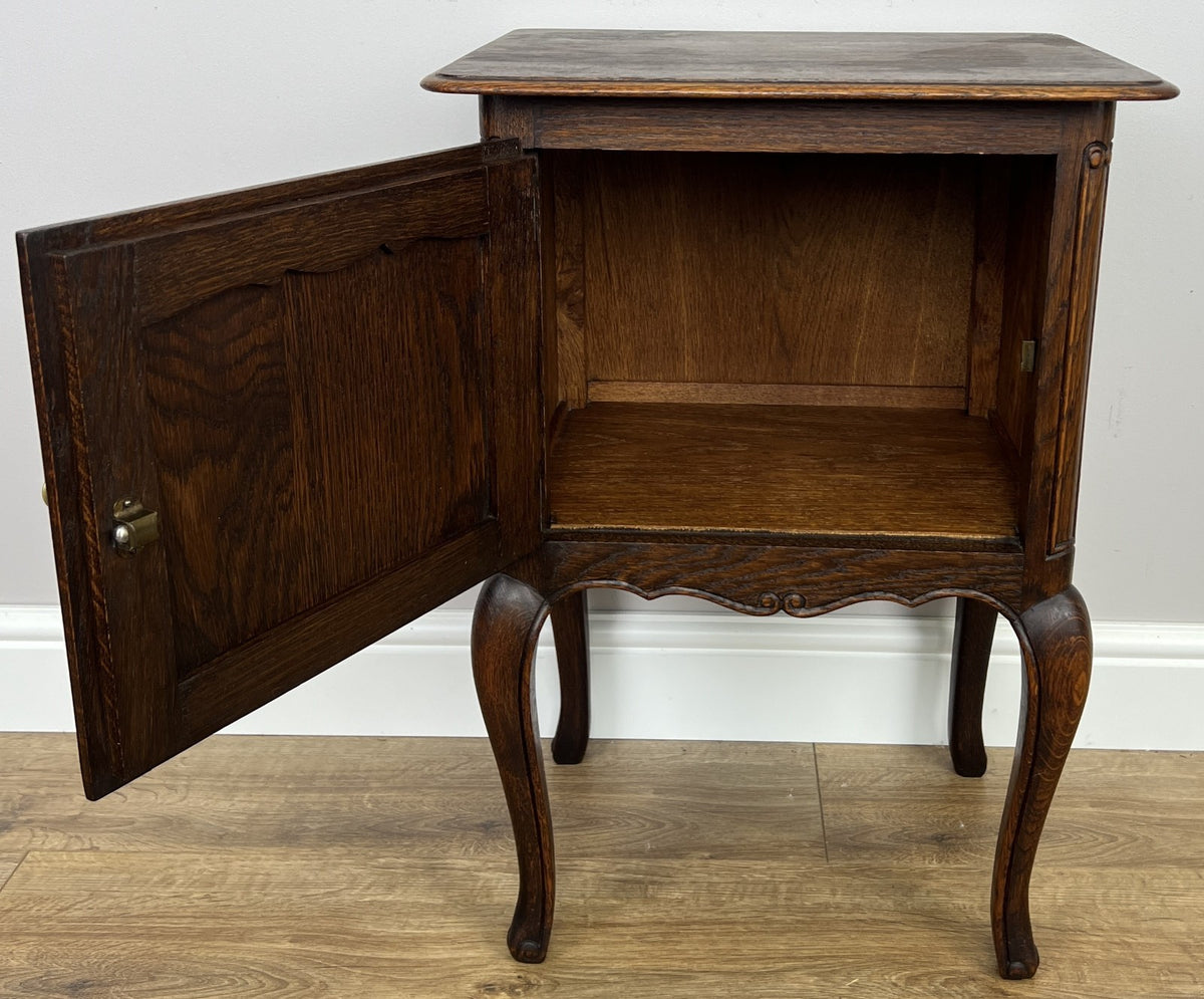 Bedside Table Vintage French Louis Style Oak Nightstand Carved Cabinet LOT 63147