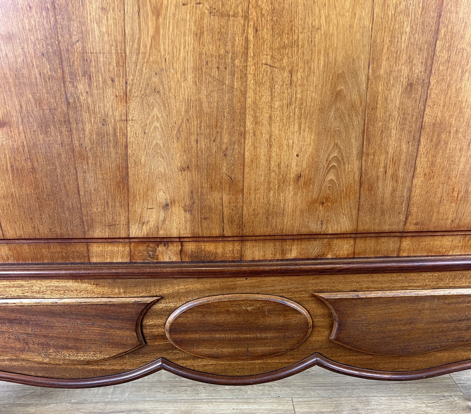 Bed Antique French Style Double Bed Frame Walnut Carved Headboard LOT 64075