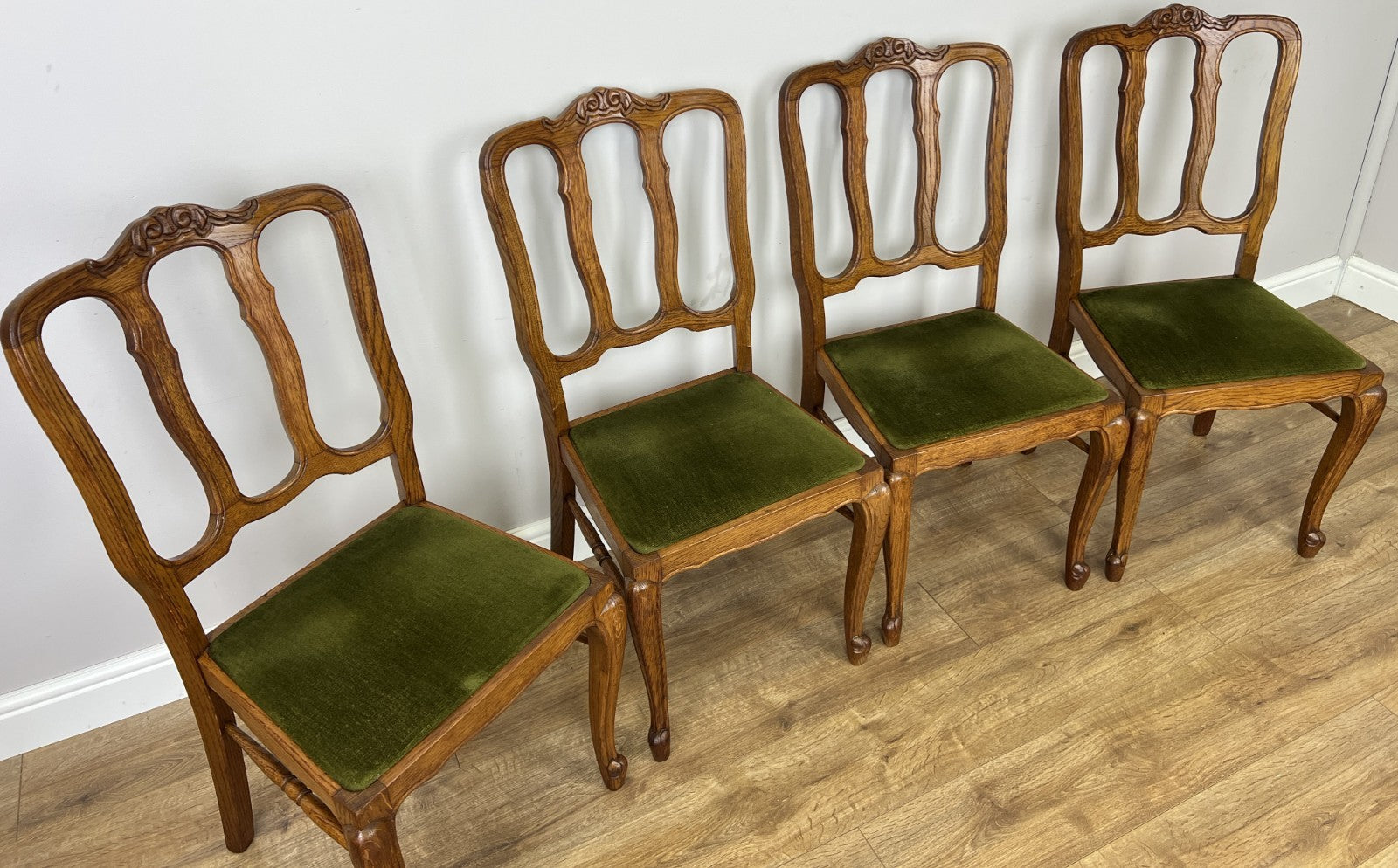 Dining Chairs Vintage French Louis Style Oak Set of 4 Upholstered Seats LOT 63472