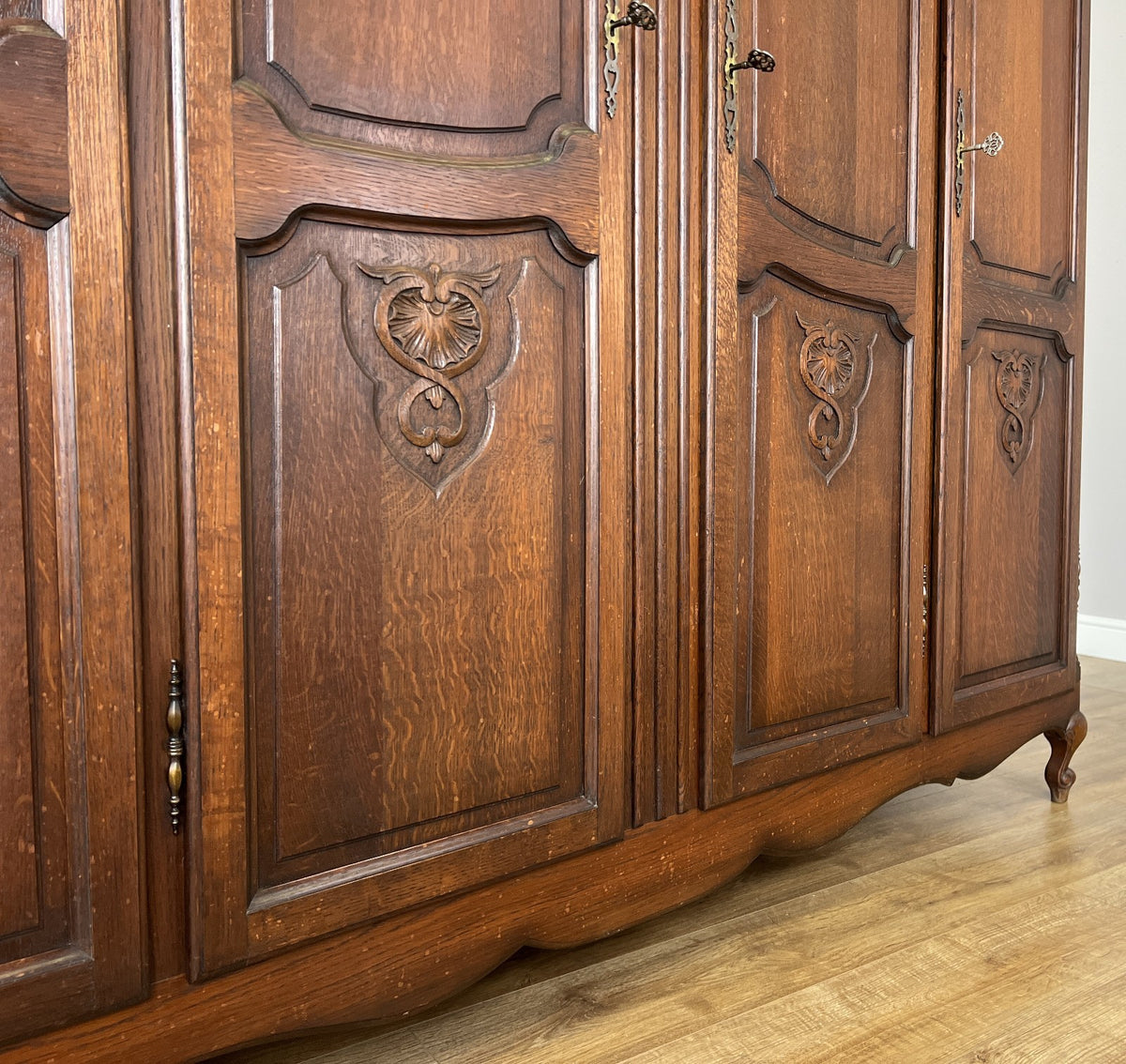 Wardrobe Vintage French Louis XVI Style Oak Four Door Carved Armoire LOT 6502