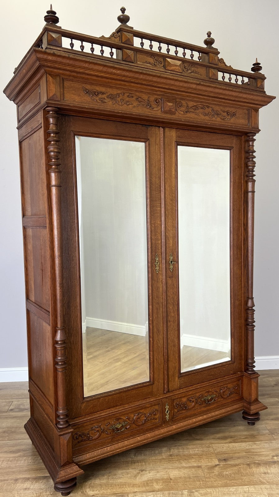 Wardrobe Antique French Oak Two Door Mirrored Carved Armoire Cabinet LOT 61531