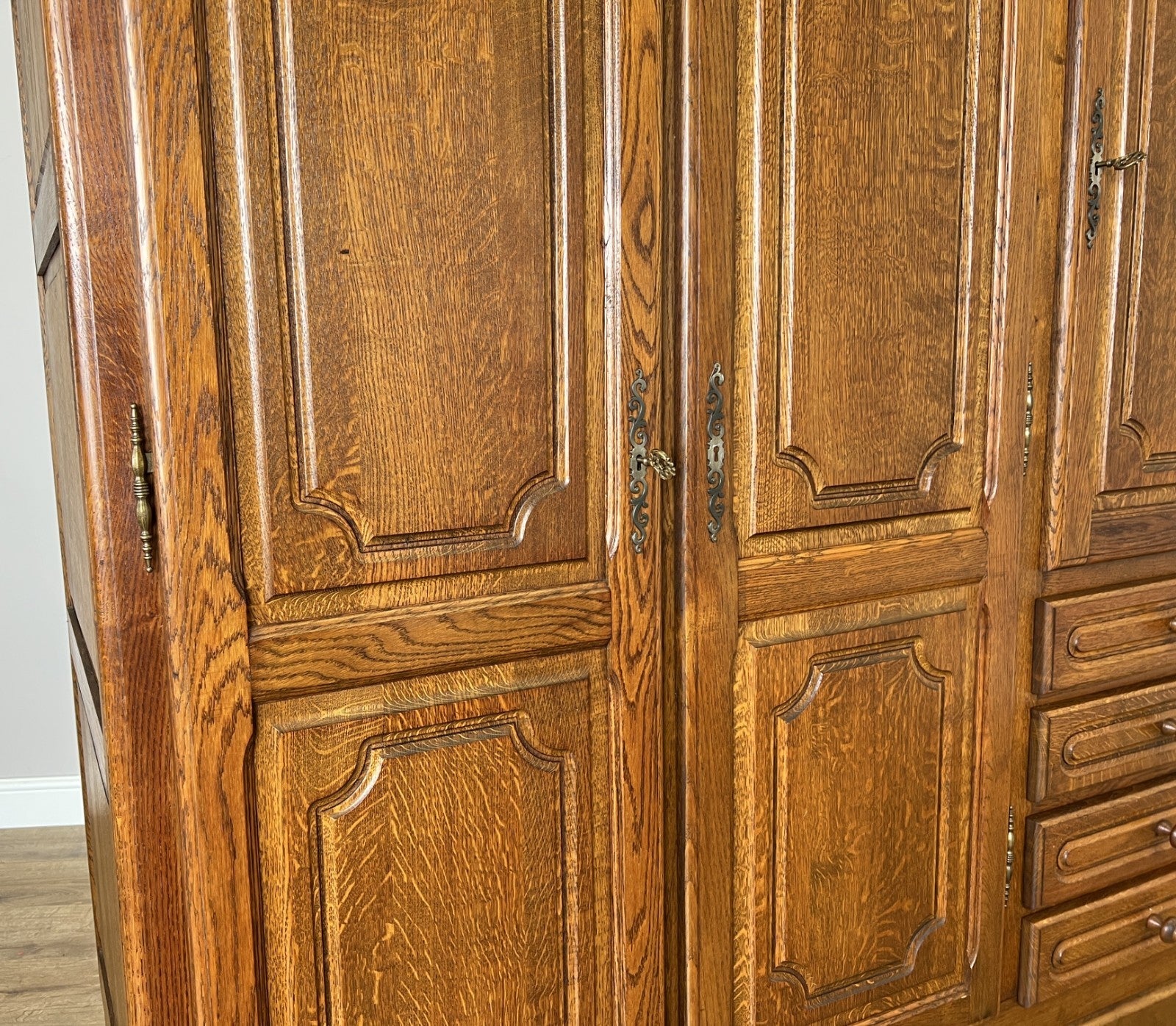 Wardrobe Vintage French Style Five Door Oak Carved Armoire Cabinet LOT 61294