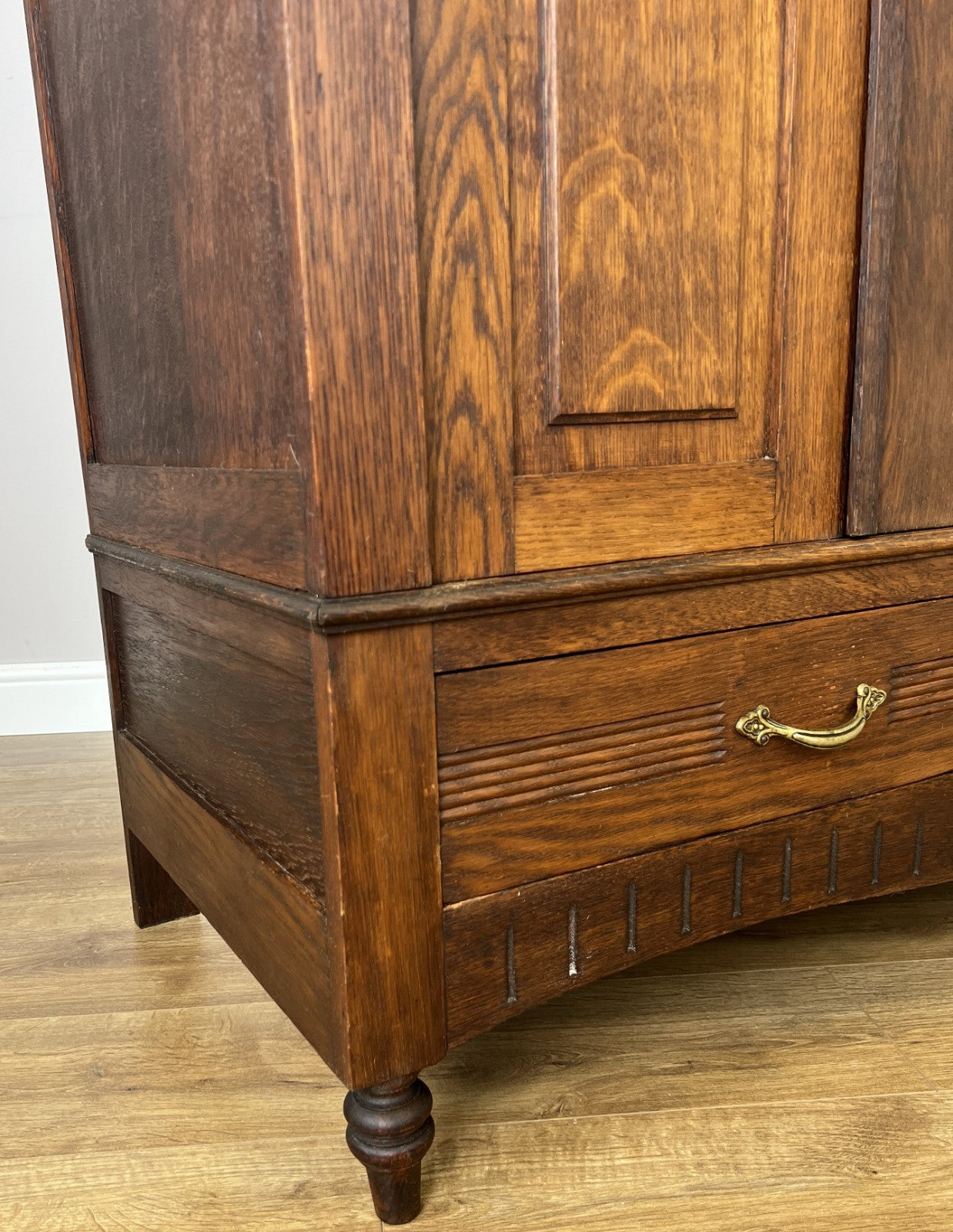 Wardrobe Antique French Oak Two Door Mirrored Carved Armoire Cabinet LOT 61228