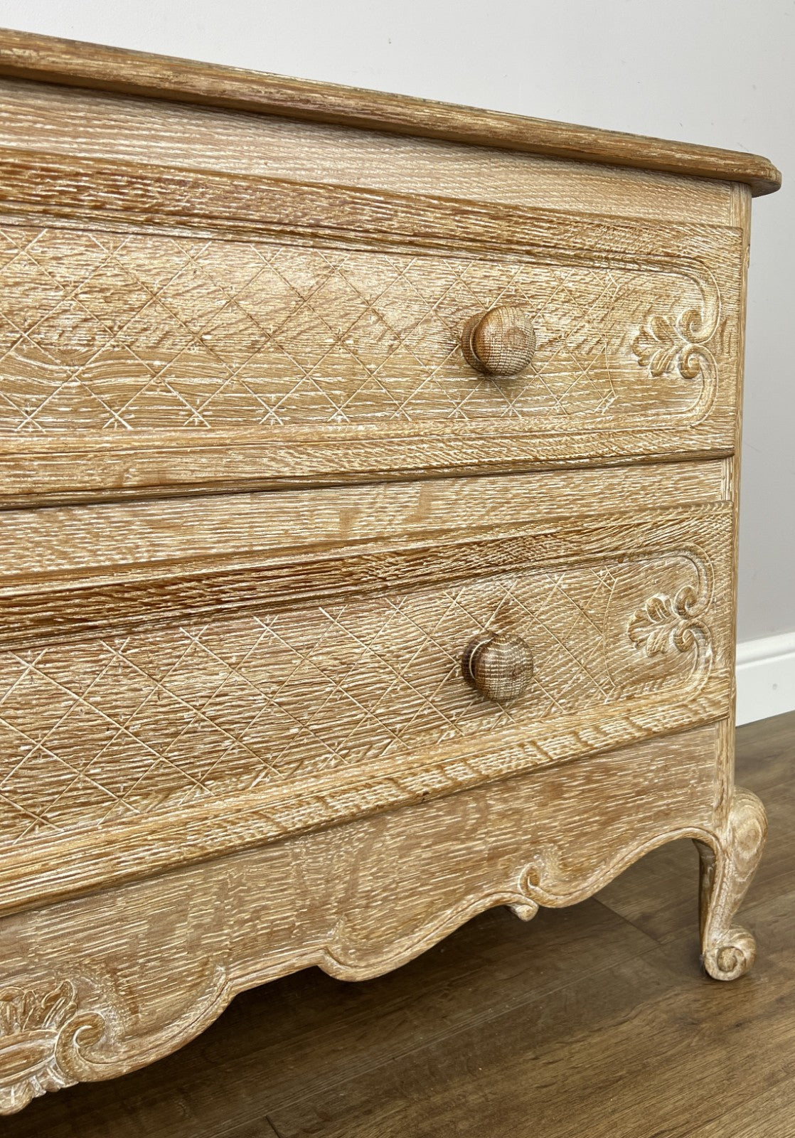Chest of Drawers Vintage French Louis Oak 2 Drawers Carved Cabinet LOT 64066