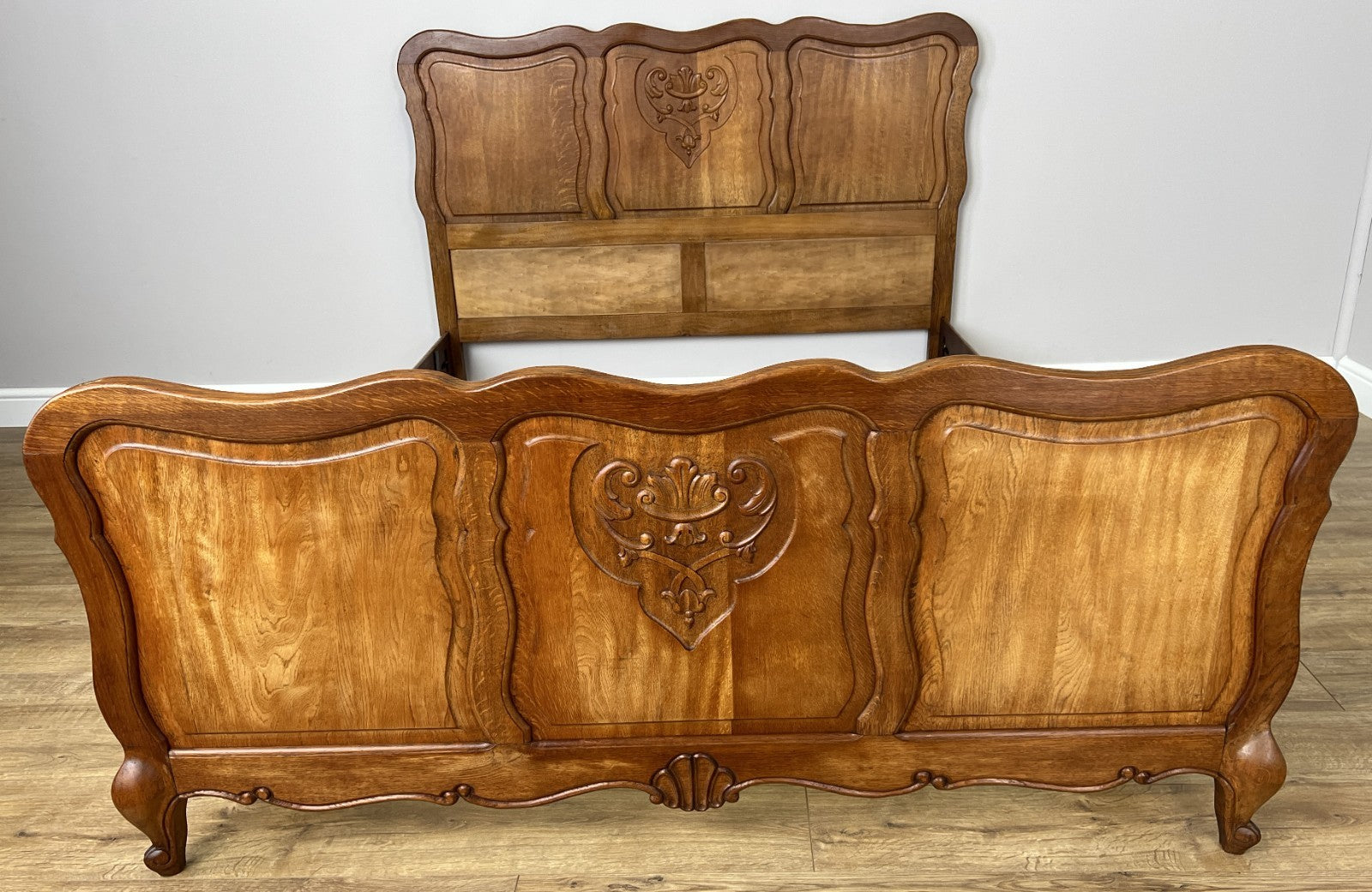 Bed Vintage French Louis XVI Double Bed Frame Oak Carved Headboard LOT 49141