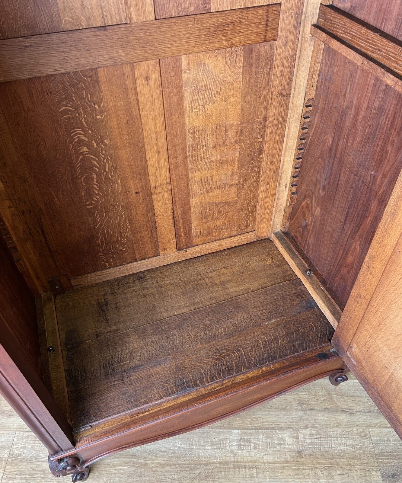 Wardrobe Antique French Style Walnut Mirrored Carved Armoire Cabinet LOT 615912