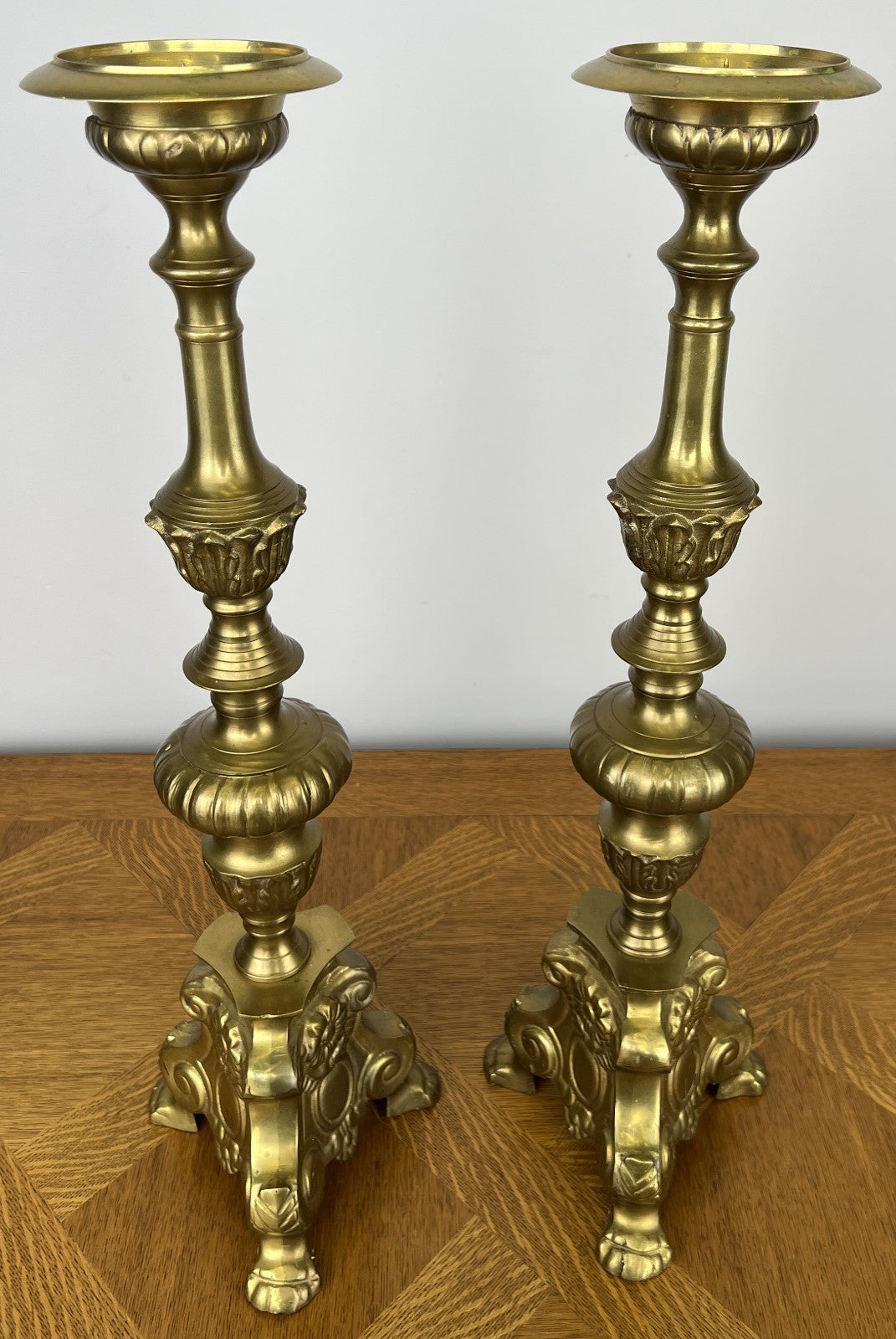 Pair of Candle Holders Vintage Brass Ornate Decorative Candlesticks LOT 60220