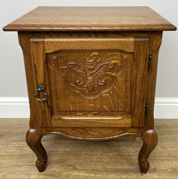 Bedside Table Vintage French Louis Style Oak Nightstand Carved Cabinet LOT 63000