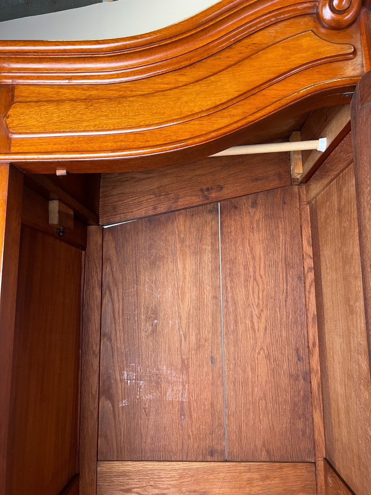 Wardrobe Antique French Mahogany Three Door Mirrored Carved Armoire LOT 612712