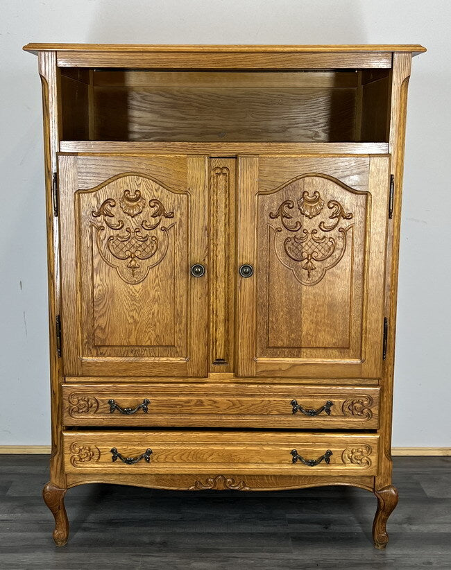 Cabinet Vintage French Louis XIV Style Oak Sideboard Carved Cabinet LOT 16460