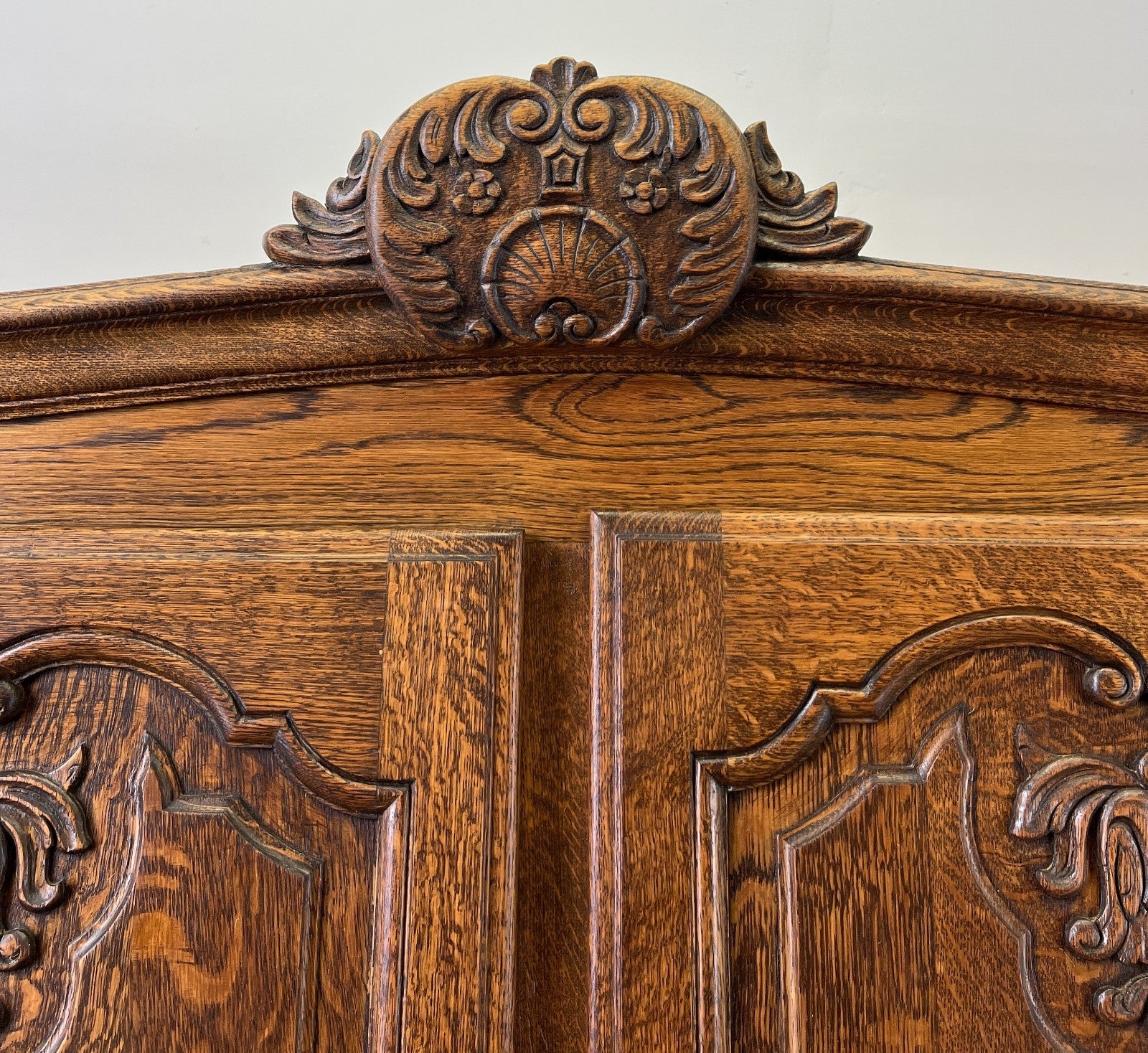 Wardrobe Vintage French Louis XVI Style Oak Four Door Carved Armoire LOT 48274