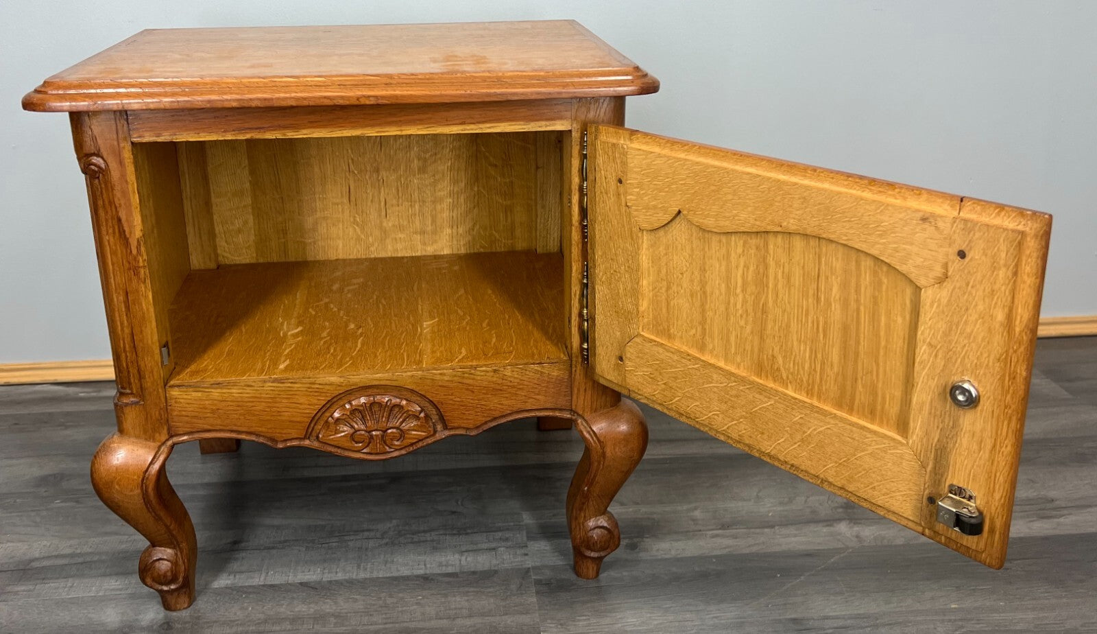 Pair of Bedside Tables Vintage French Louis Oak Nightstands Cabinets LOT 35188