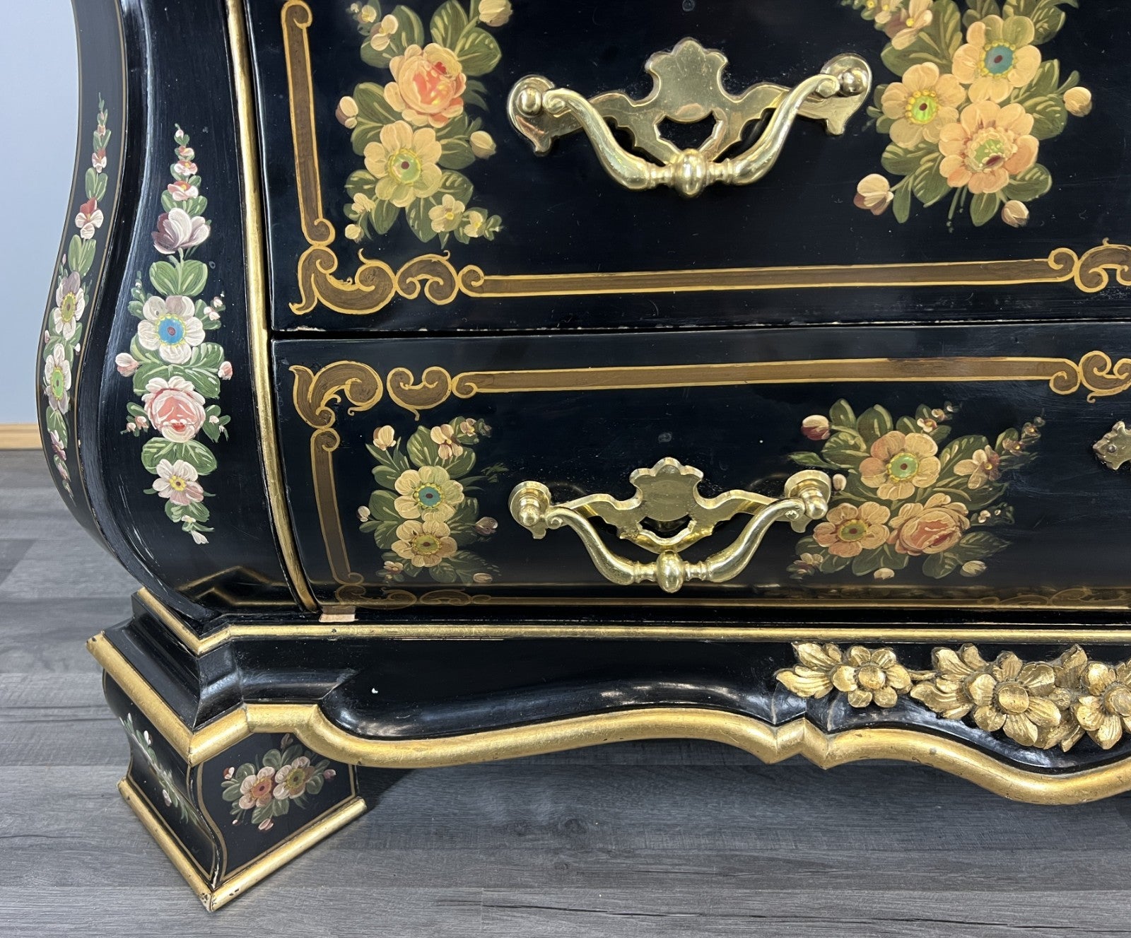 Cabinet Vintage French Style Painted Floral 3 Drawer Chest Sideboard LOT 43974