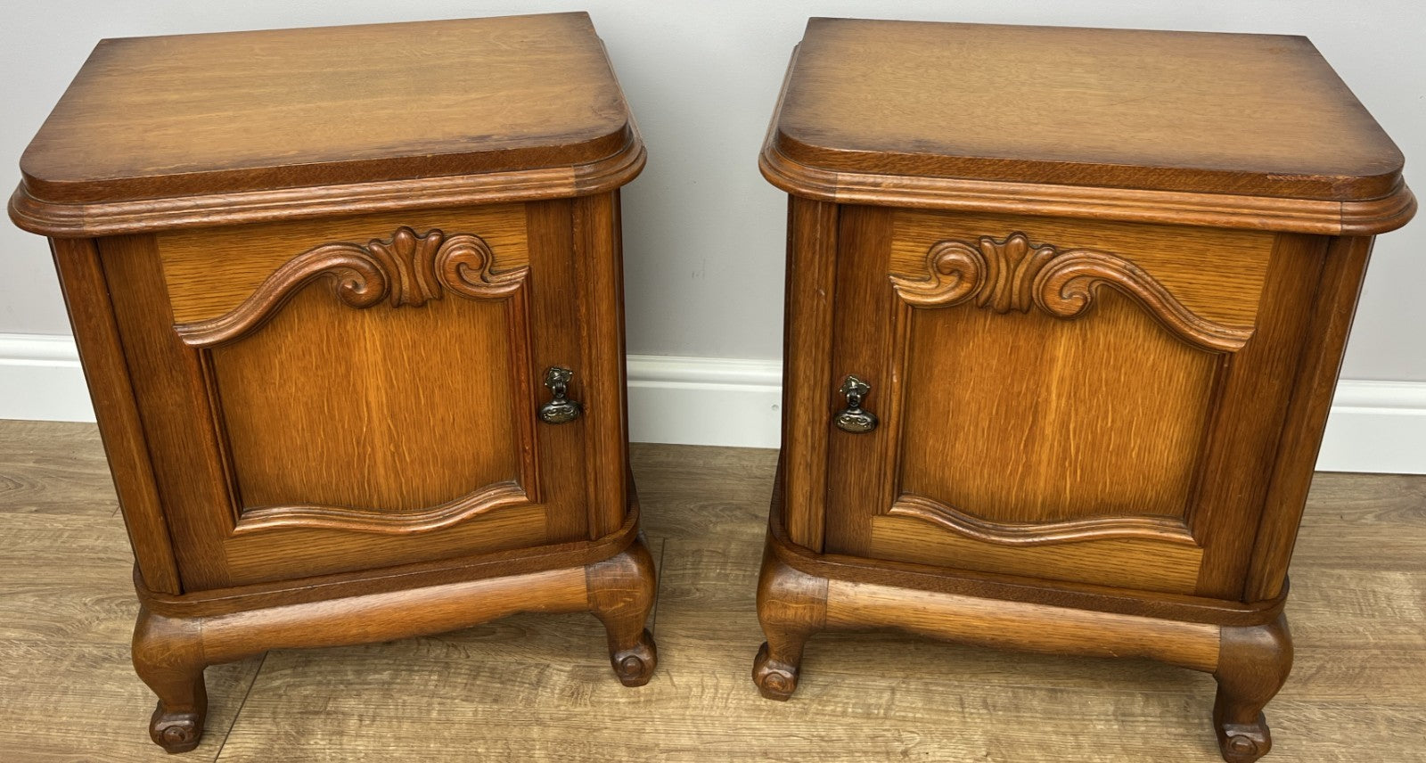 Pair of Bedside Tables Vintage French Louis Style Nightstands Cabinets LOT 62161