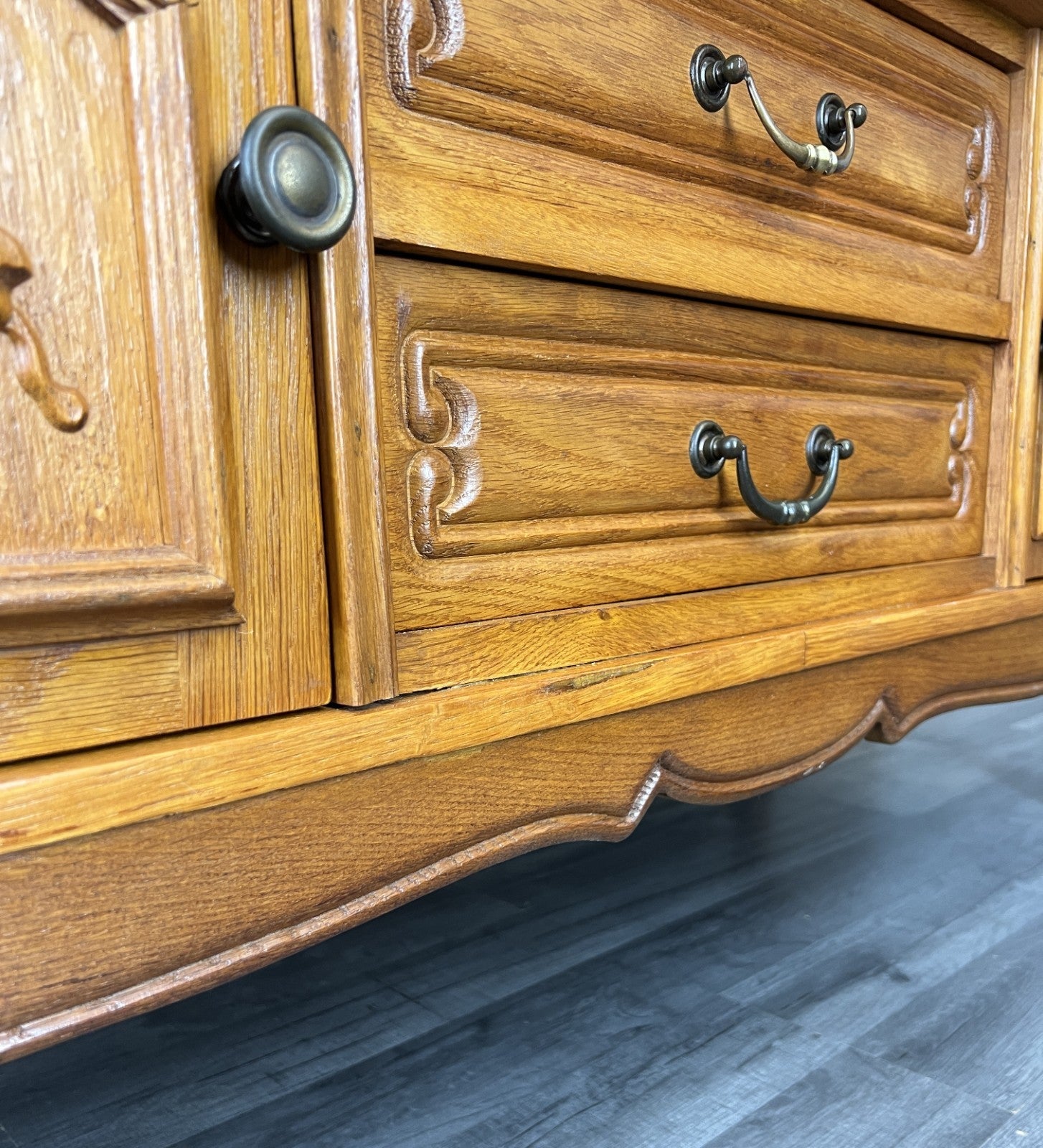 Cabinet Vintage French Louis XVI Style Carved Sideboard Buffet Cupboard Lot 44848