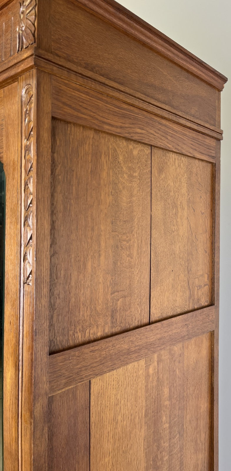 Wardrobe Antique French Oak Two Door Mirrored Carved Armoire Cabinet LOT 609719