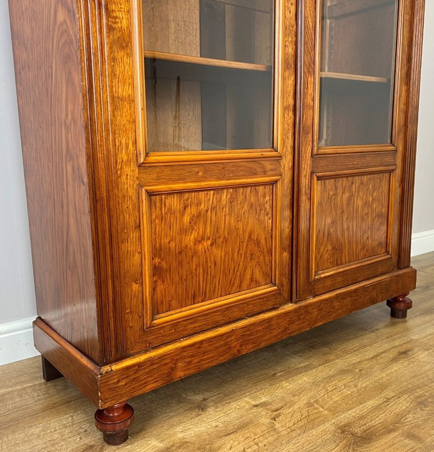Bookcase Antique French Style Glazed Display Cabinet Walnut Sideboard LOT 6521
