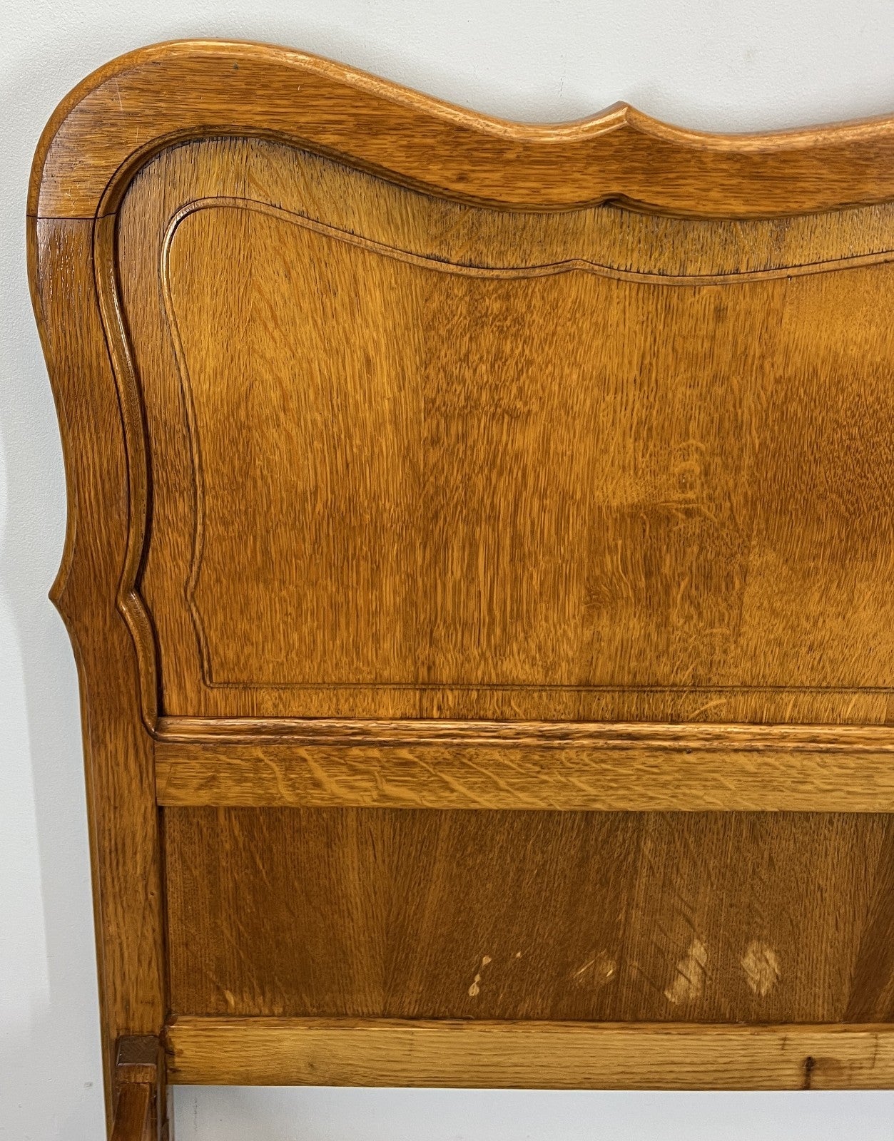 Bed Vintage French Louis XVI Double Bed Frame Oak Carved Headboard LOT 45988