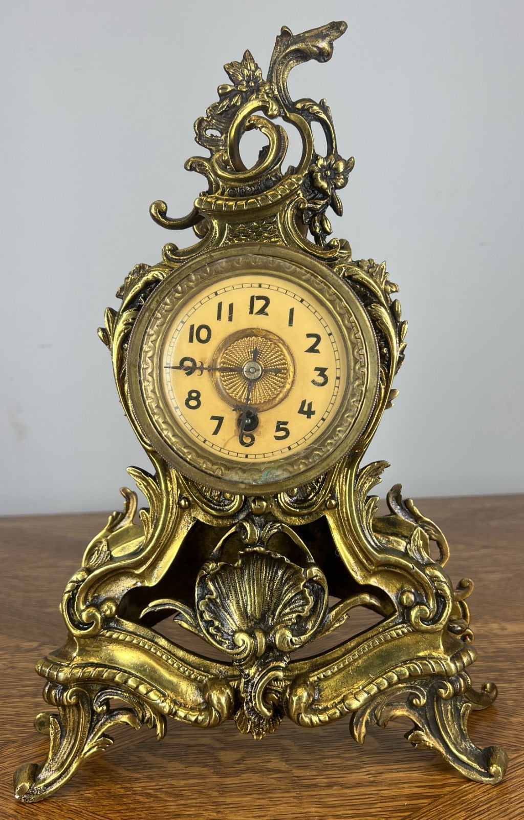 Clock Vintage French Style Brass Decorative Mantel Clock Ornate Case LOT 46550